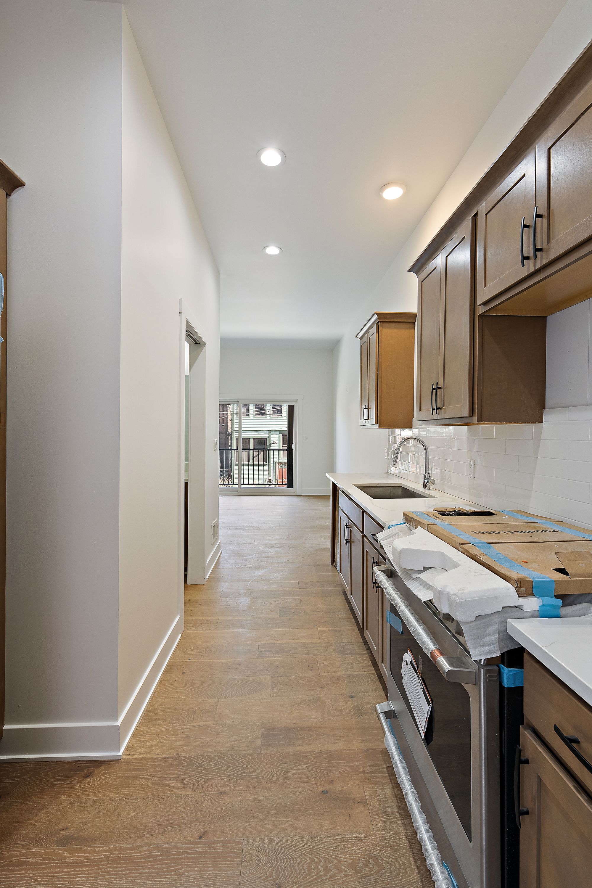 2037 11th Street Unit: 11