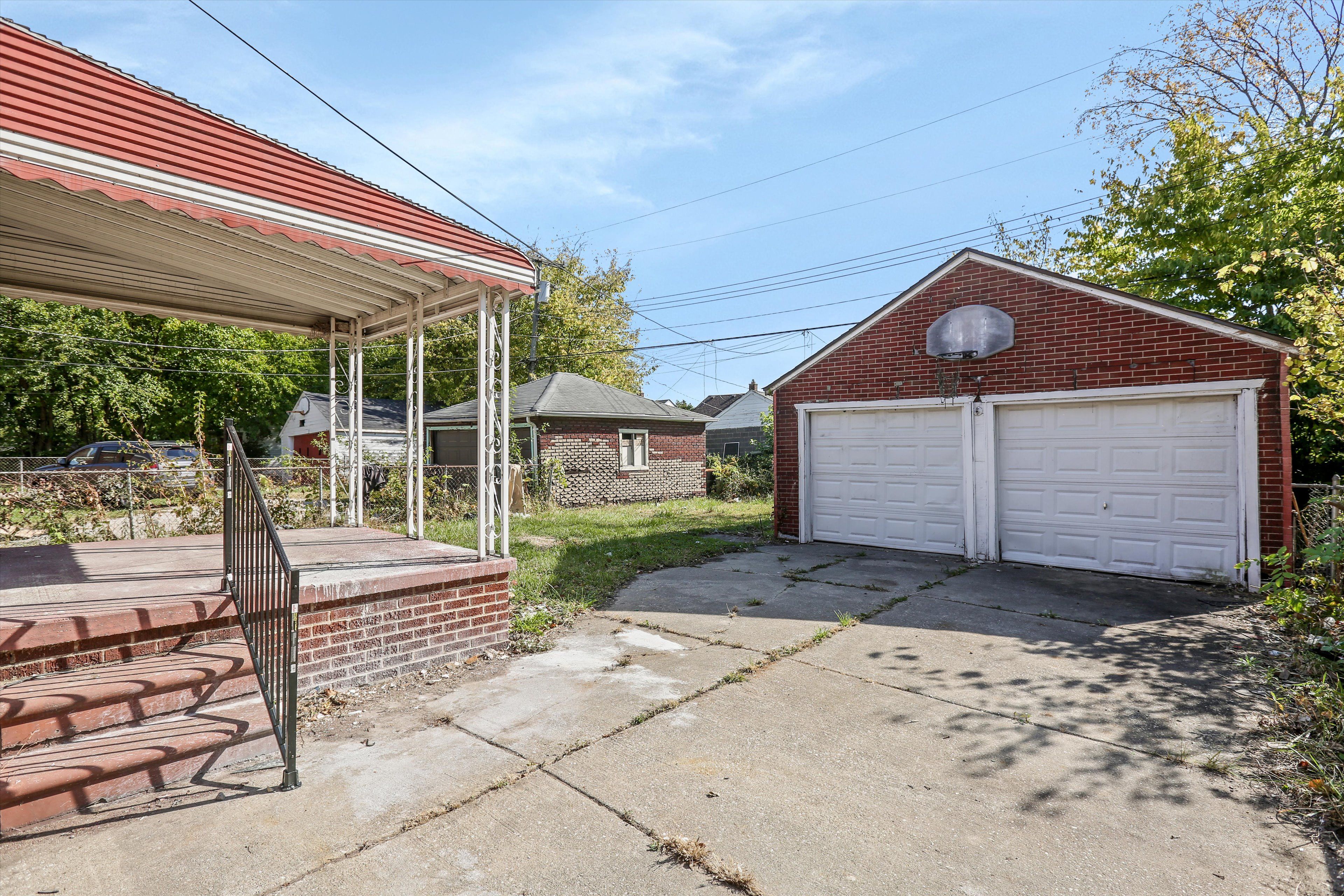 11652 LAKEPOINTE Street