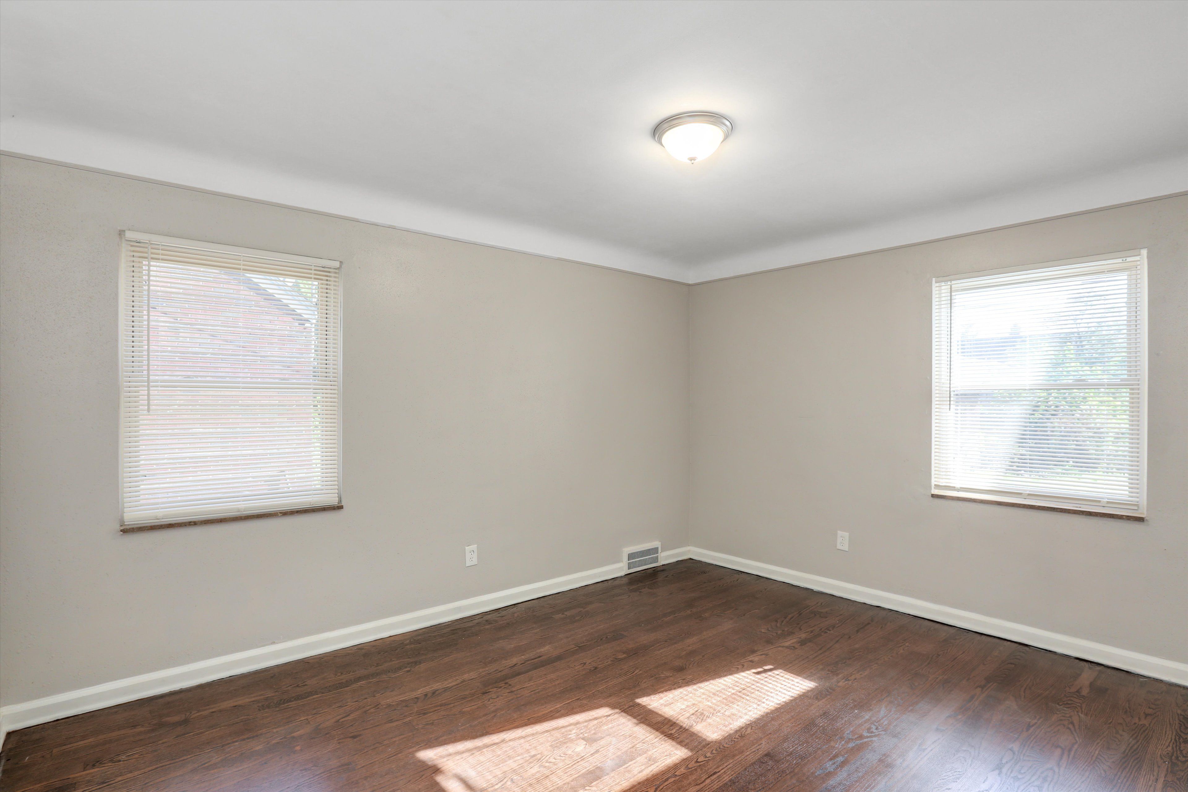 11652 LAKEPOINTE Street