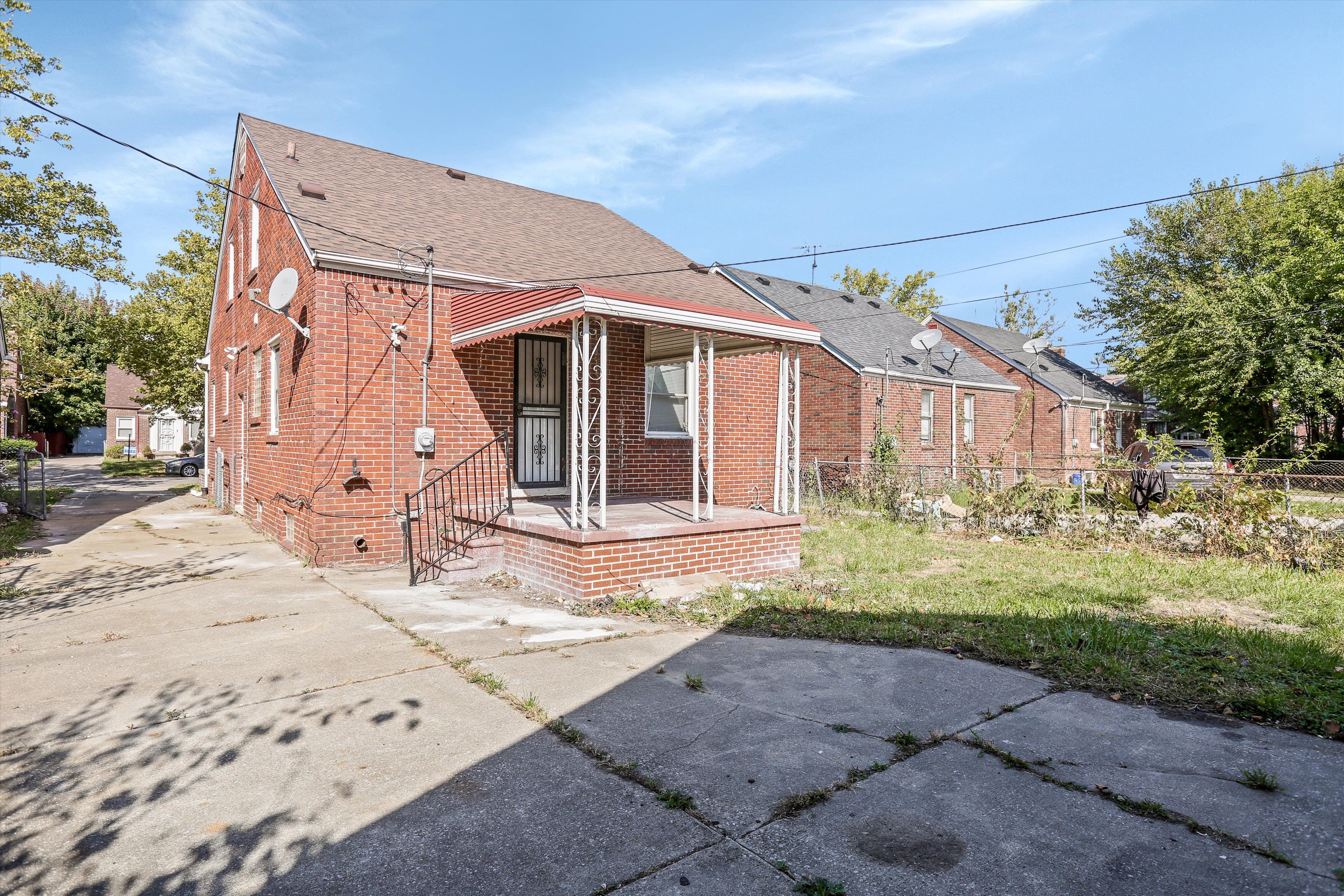 11652 LAKEPOINTE Street