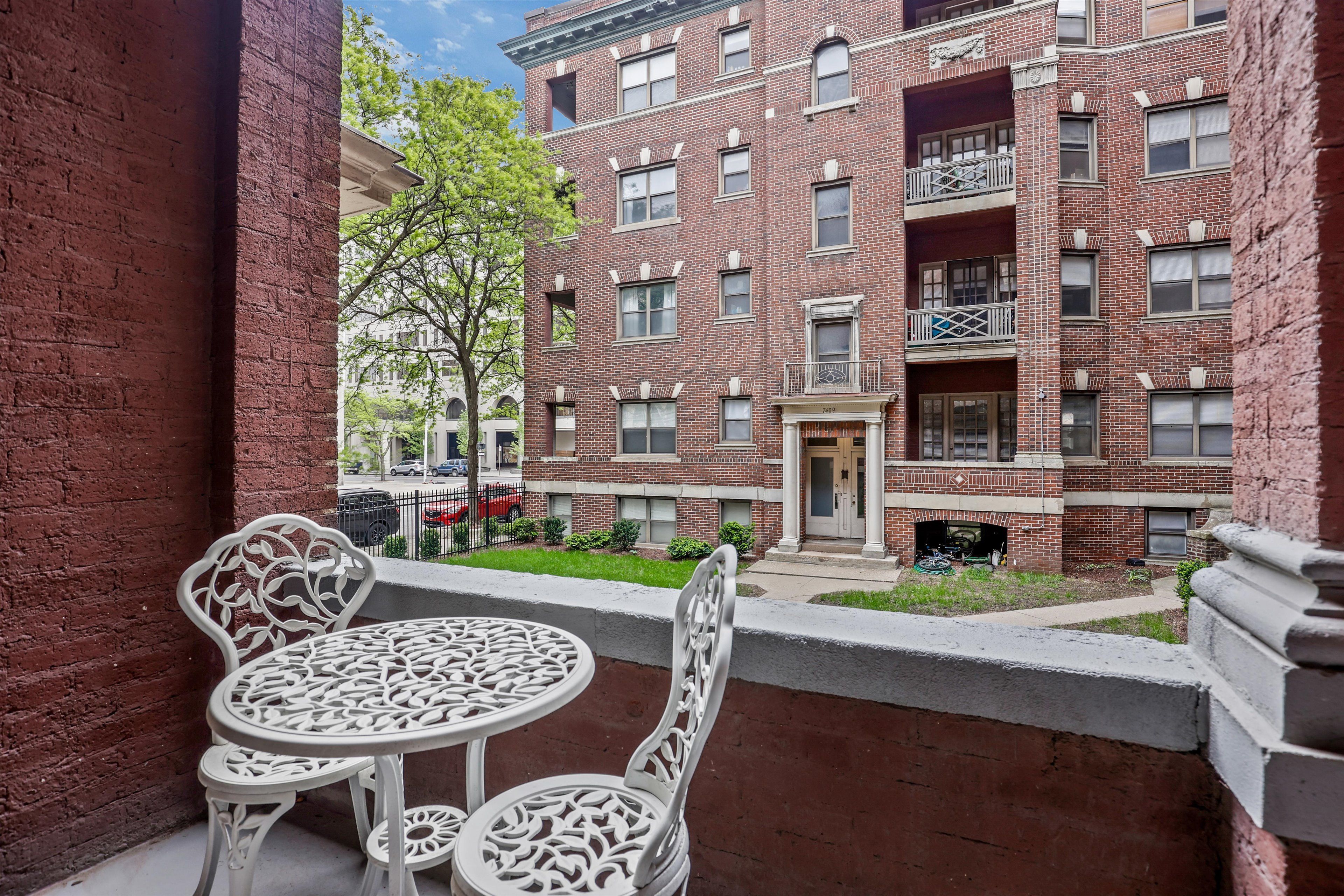 7409 2nd Avenue Unit: 7