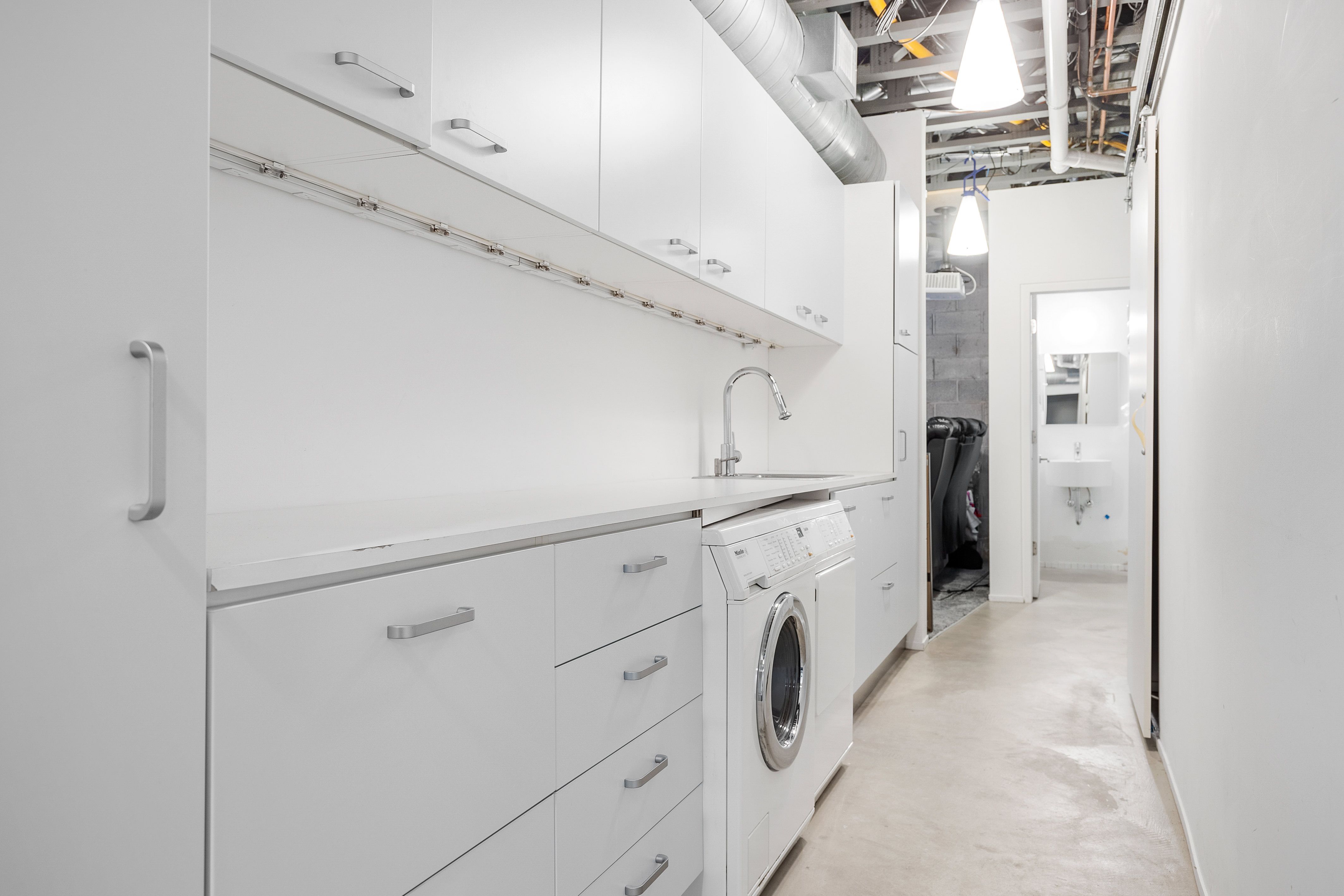 1013 HUMPHREY Avenue