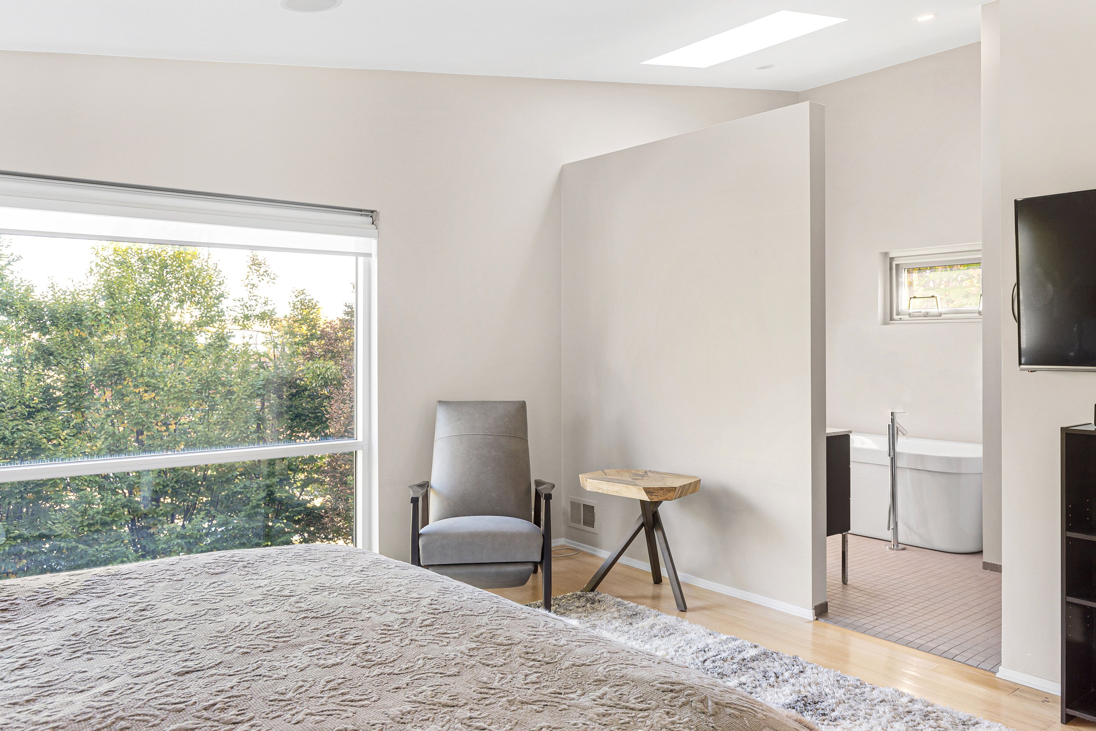 1013 HUMPHREY Avenue