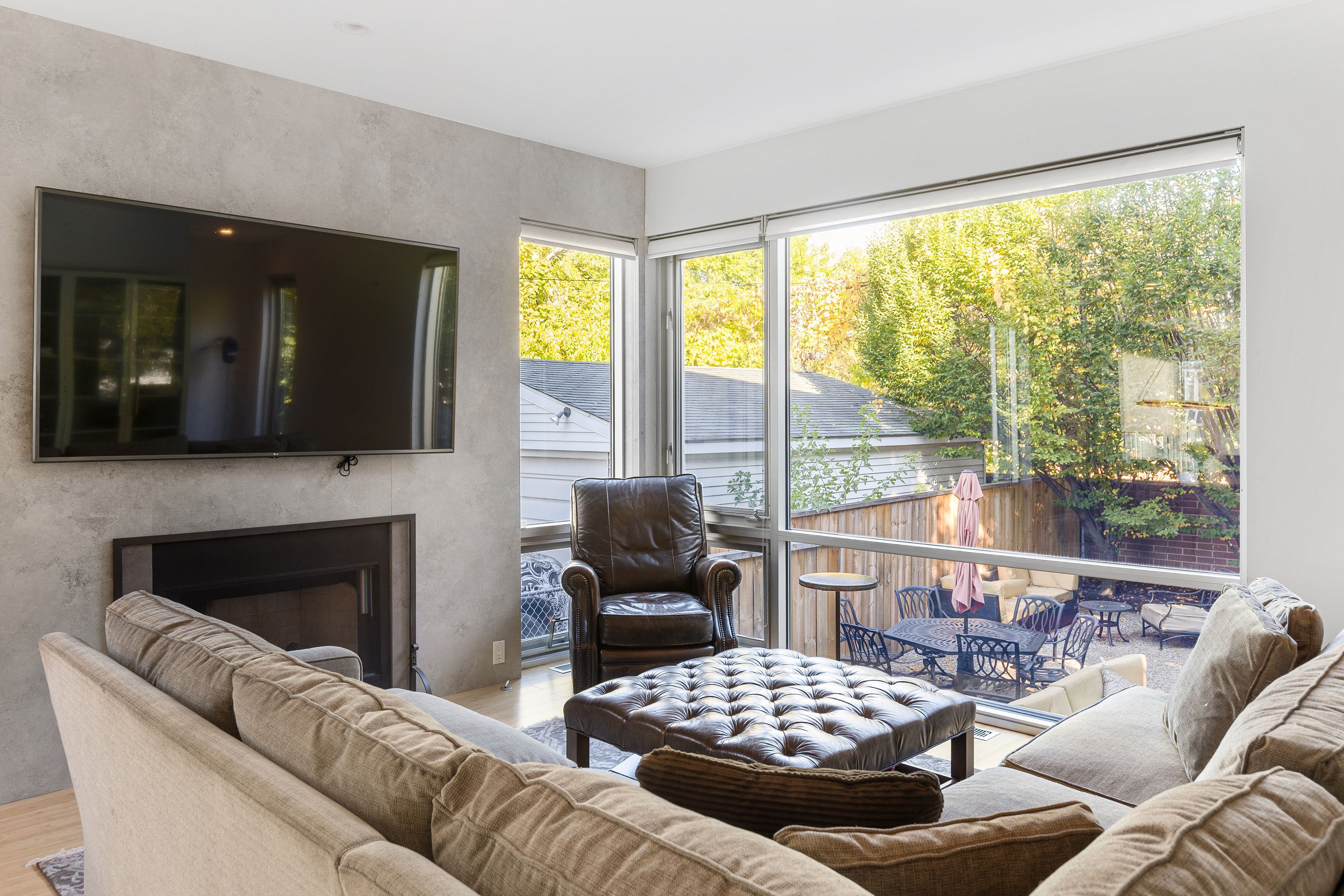 1013 HUMPHREY Avenue