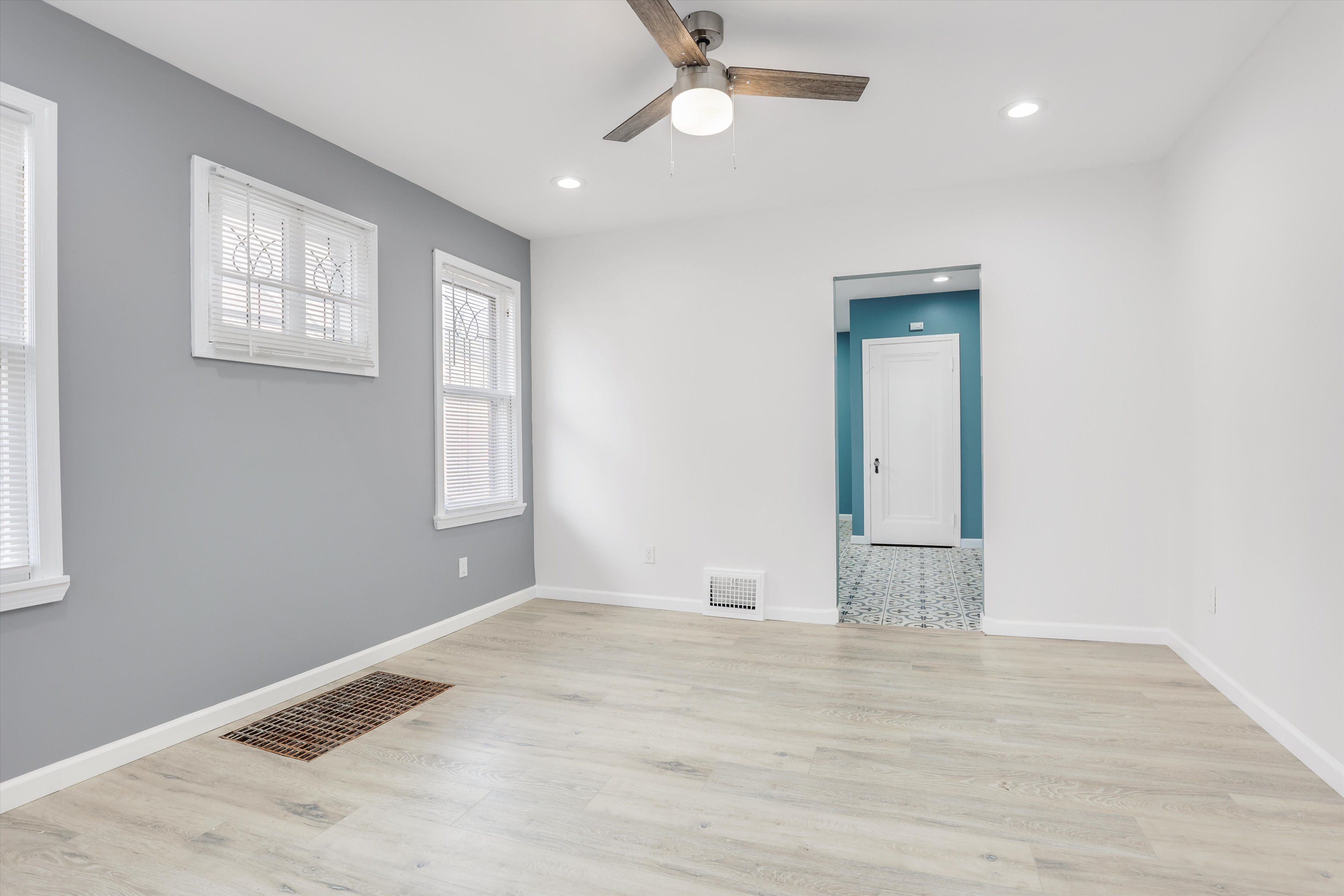 5590 DEVONSHIRE Road