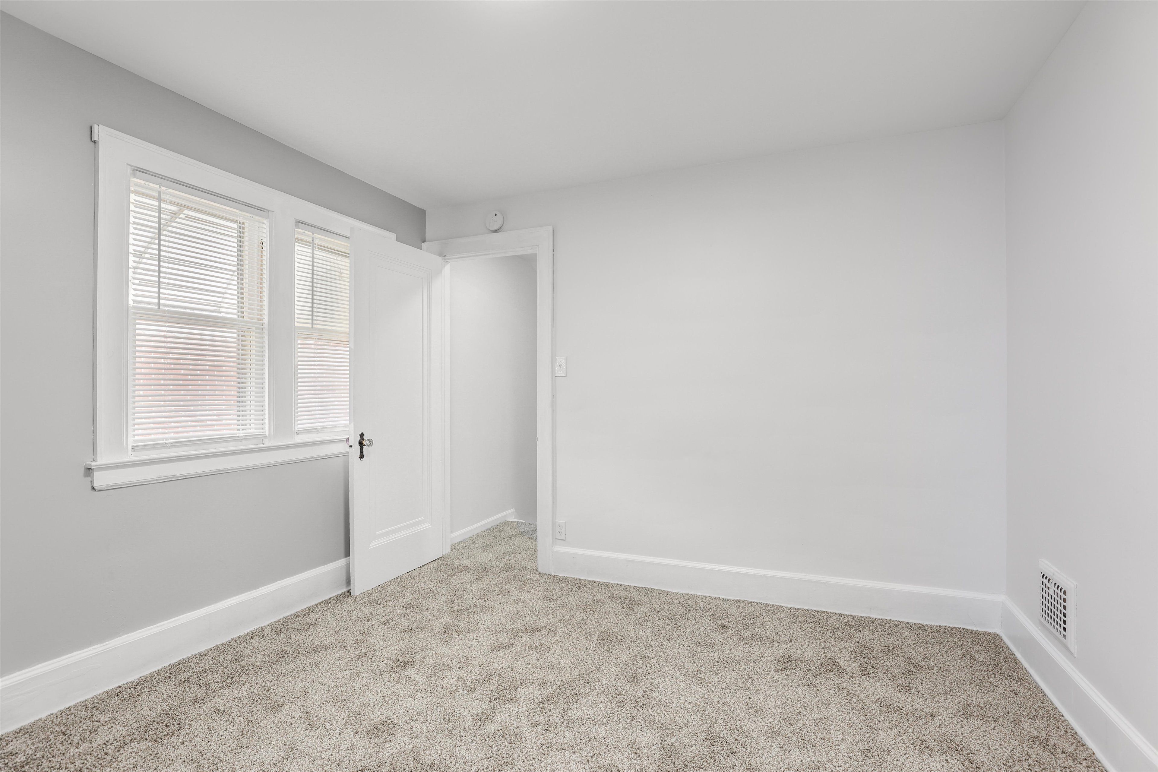 5590 DEVONSHIRE Road