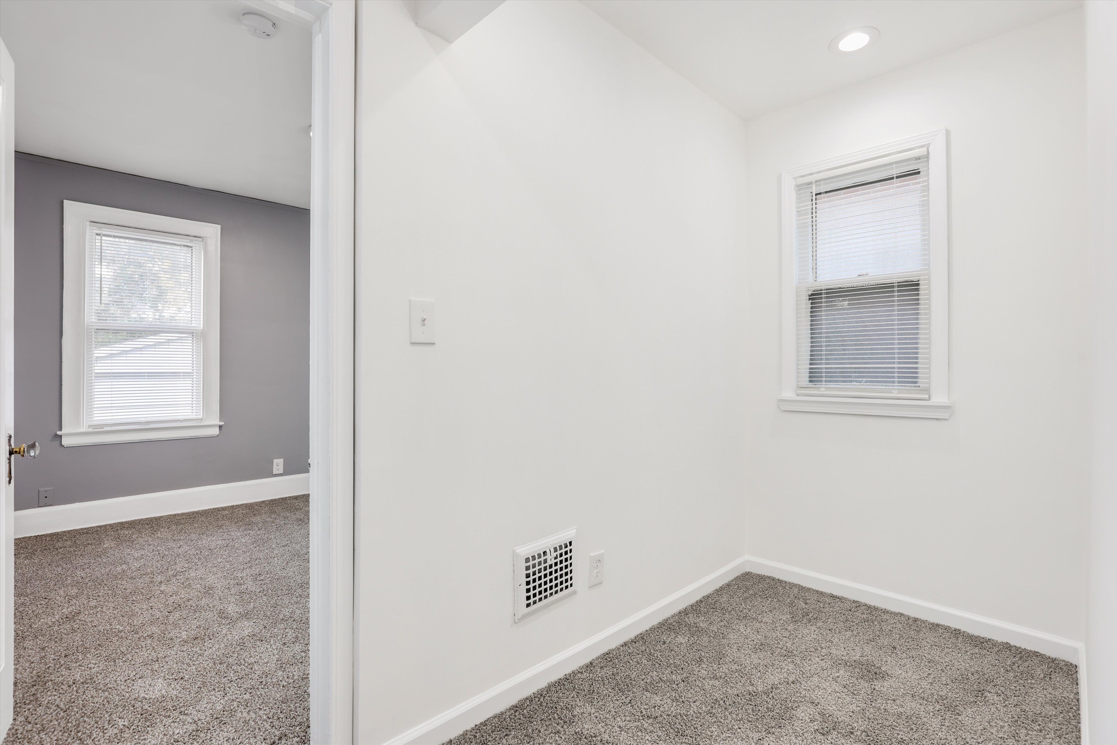 5590 DEVONSHIRE Road