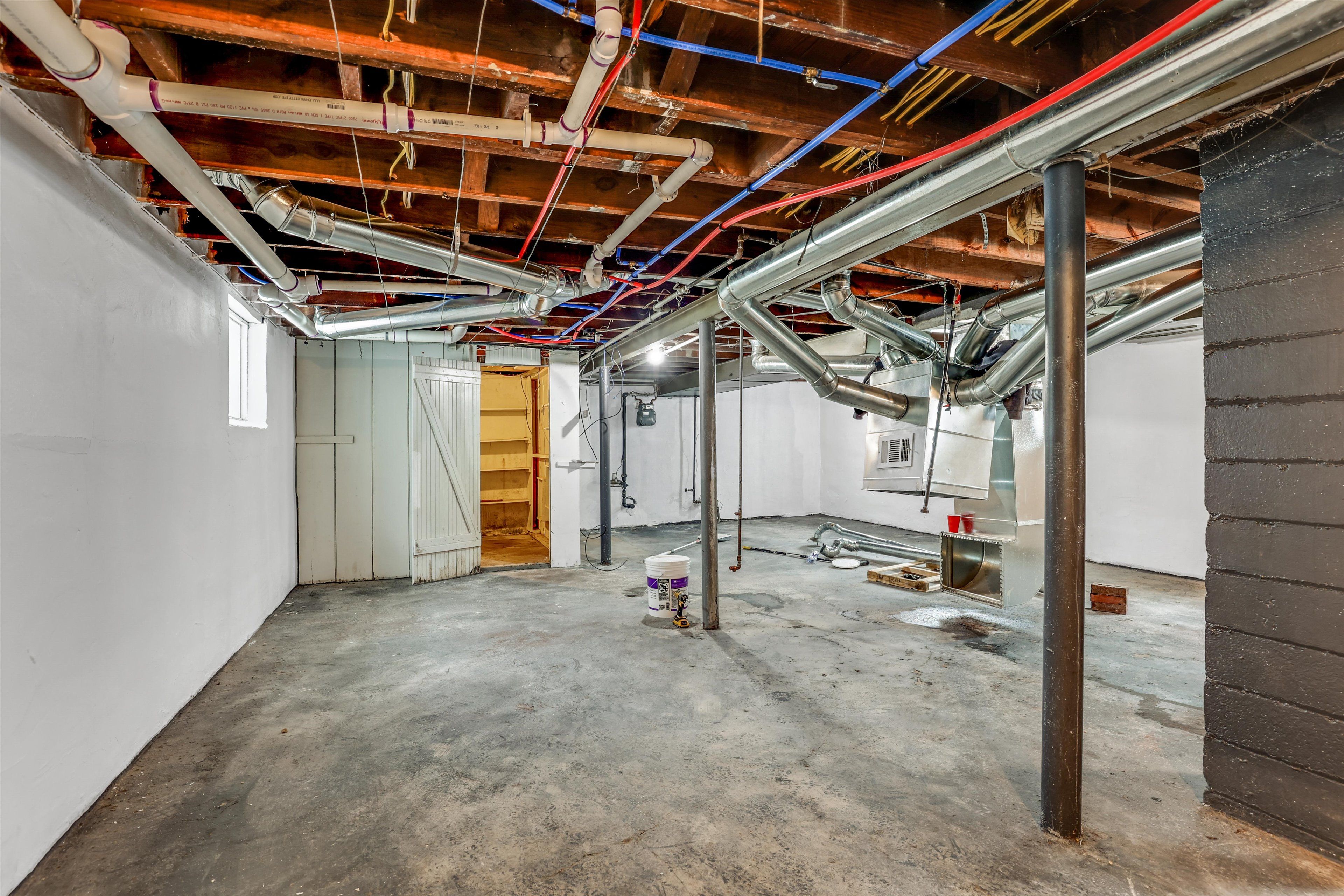 5590 DEVONSHIRE Road