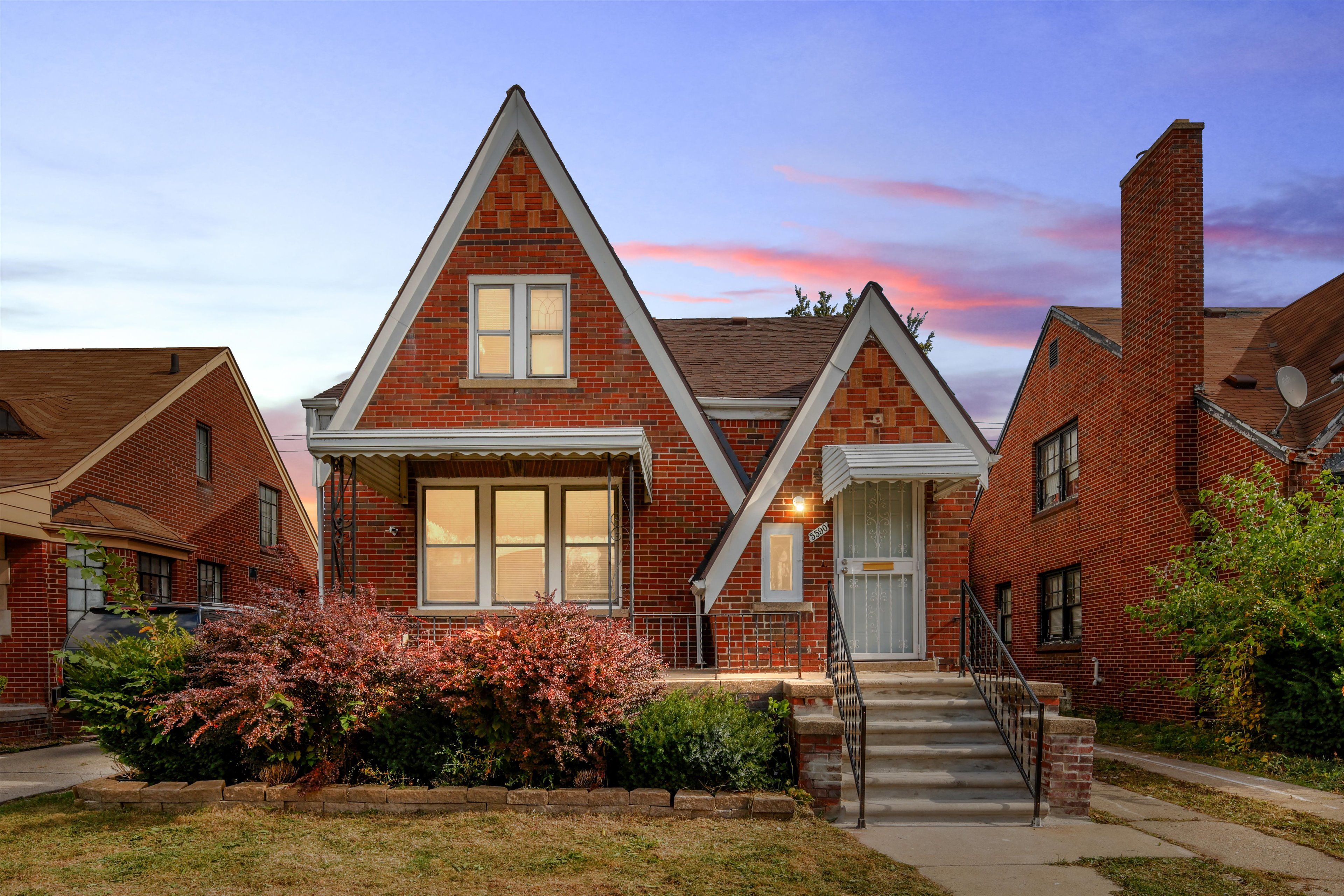 5590 DEVONSHIRE Road