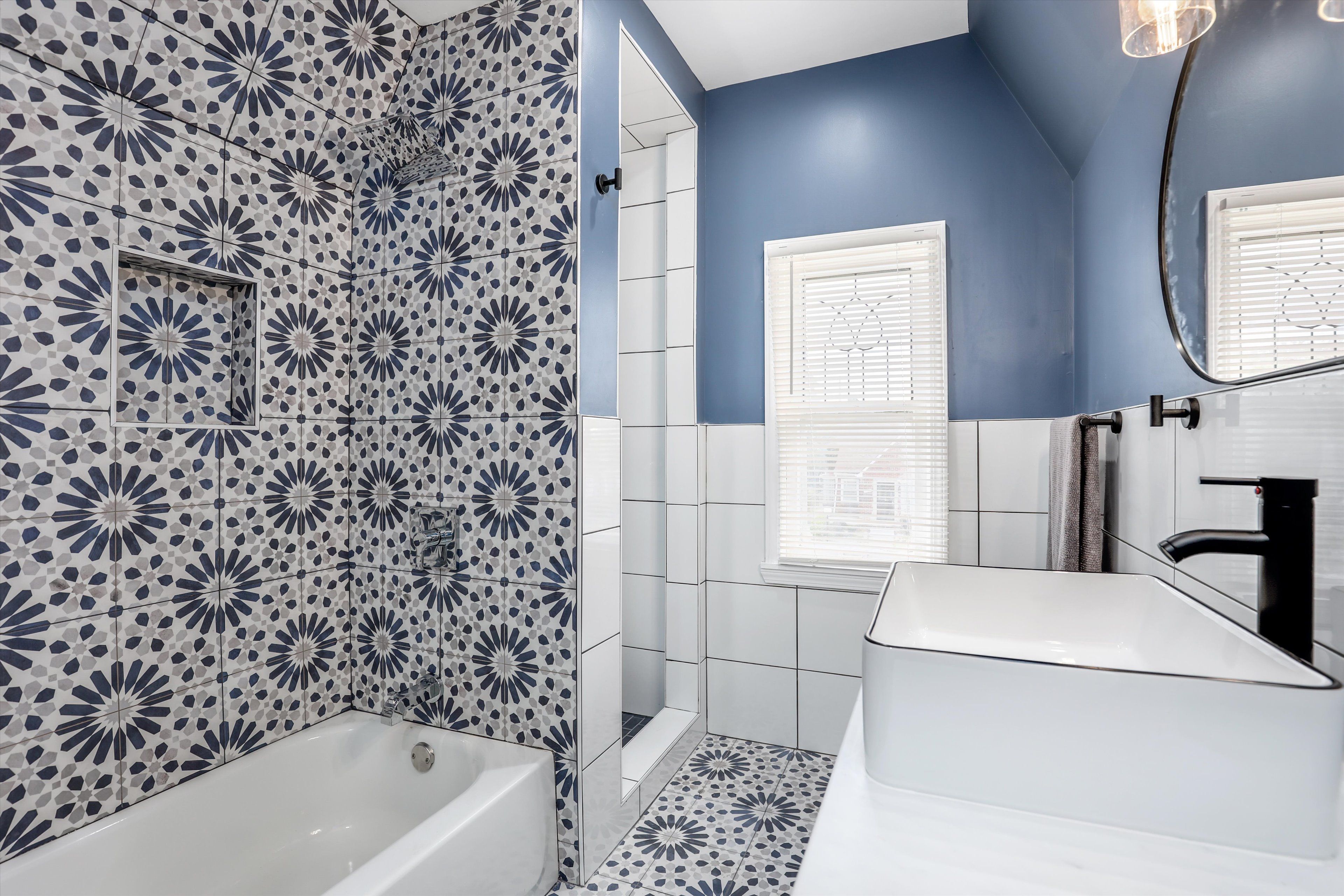 5590 DEVONSHIRE Road