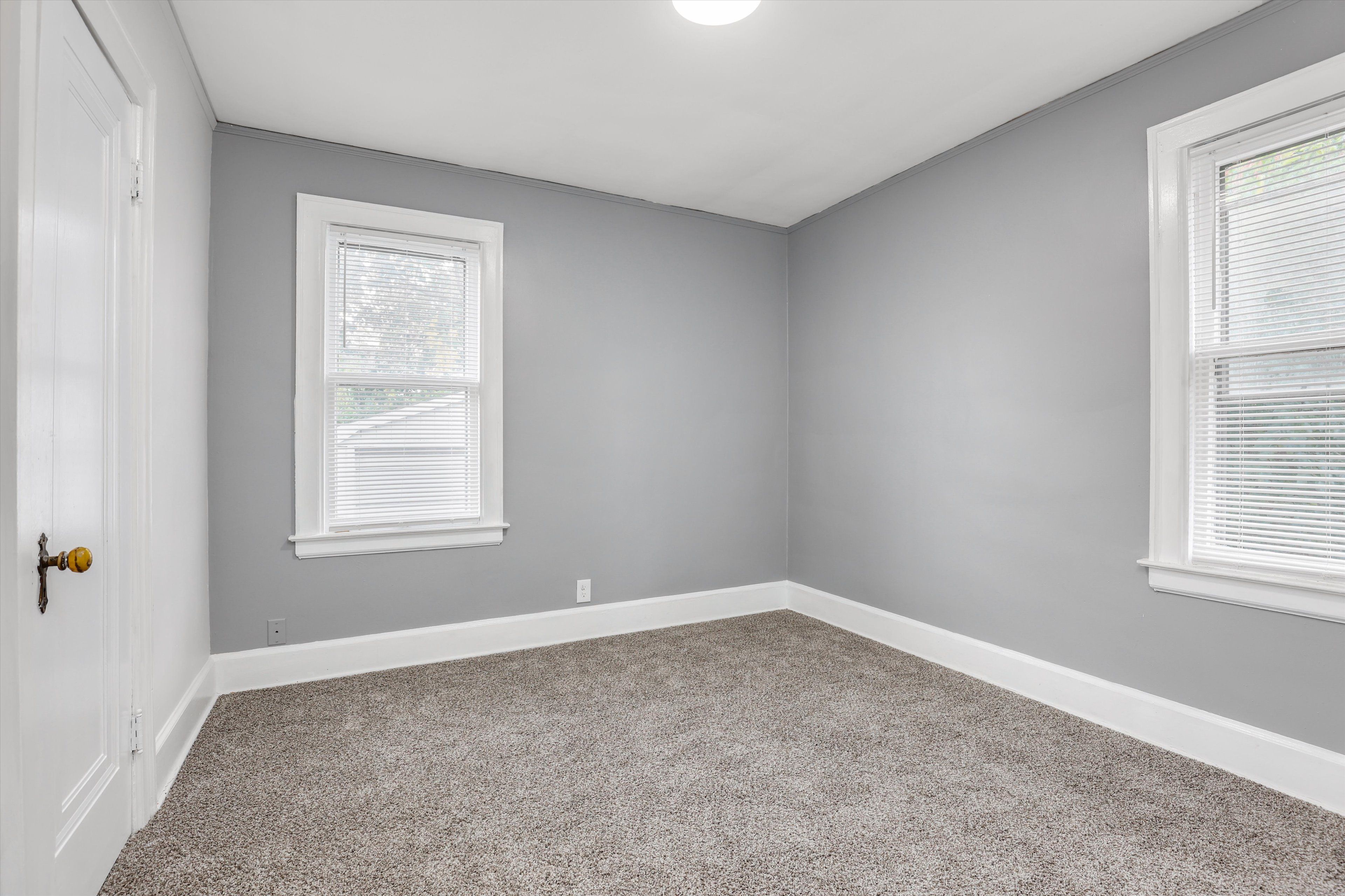 5590 DEVONSHIRE Road