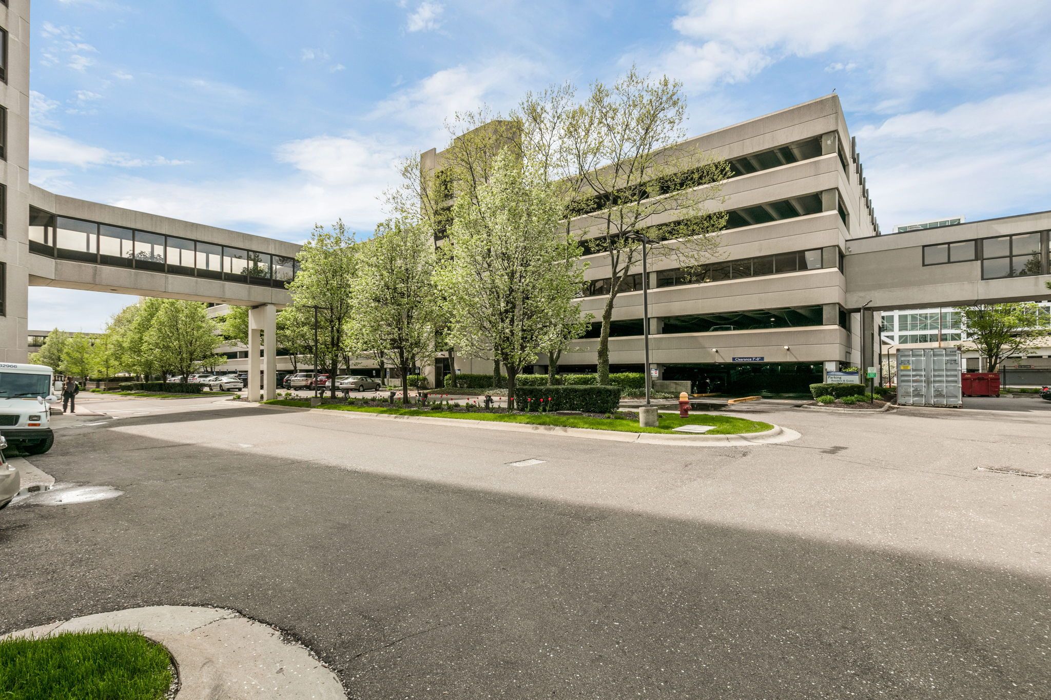 1001 W Jeffferson Avenue Unit: 9B