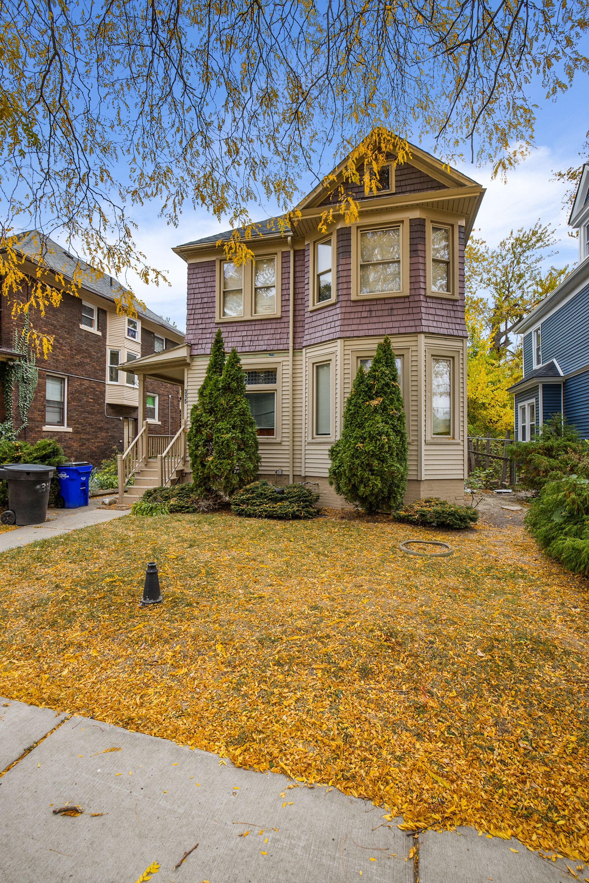 315 MELBOURNE Street