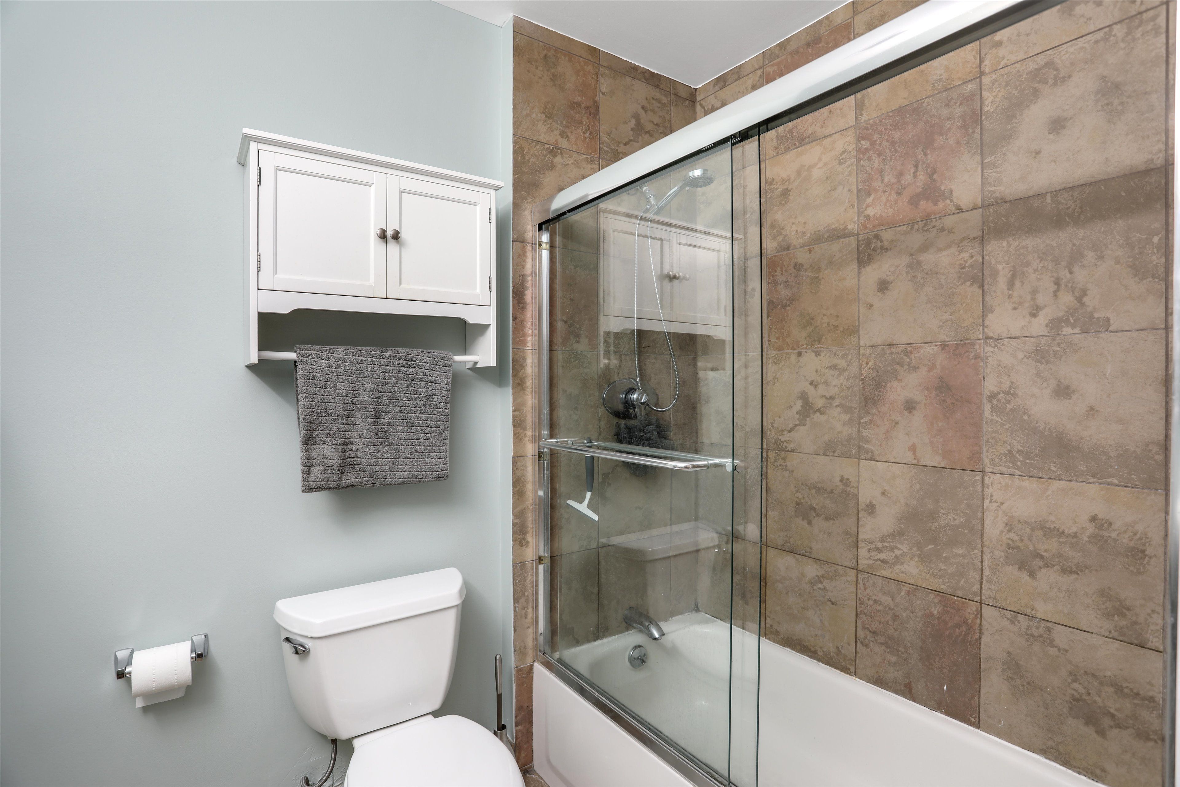 6533 E Jefferson Avenue Unit: 115W