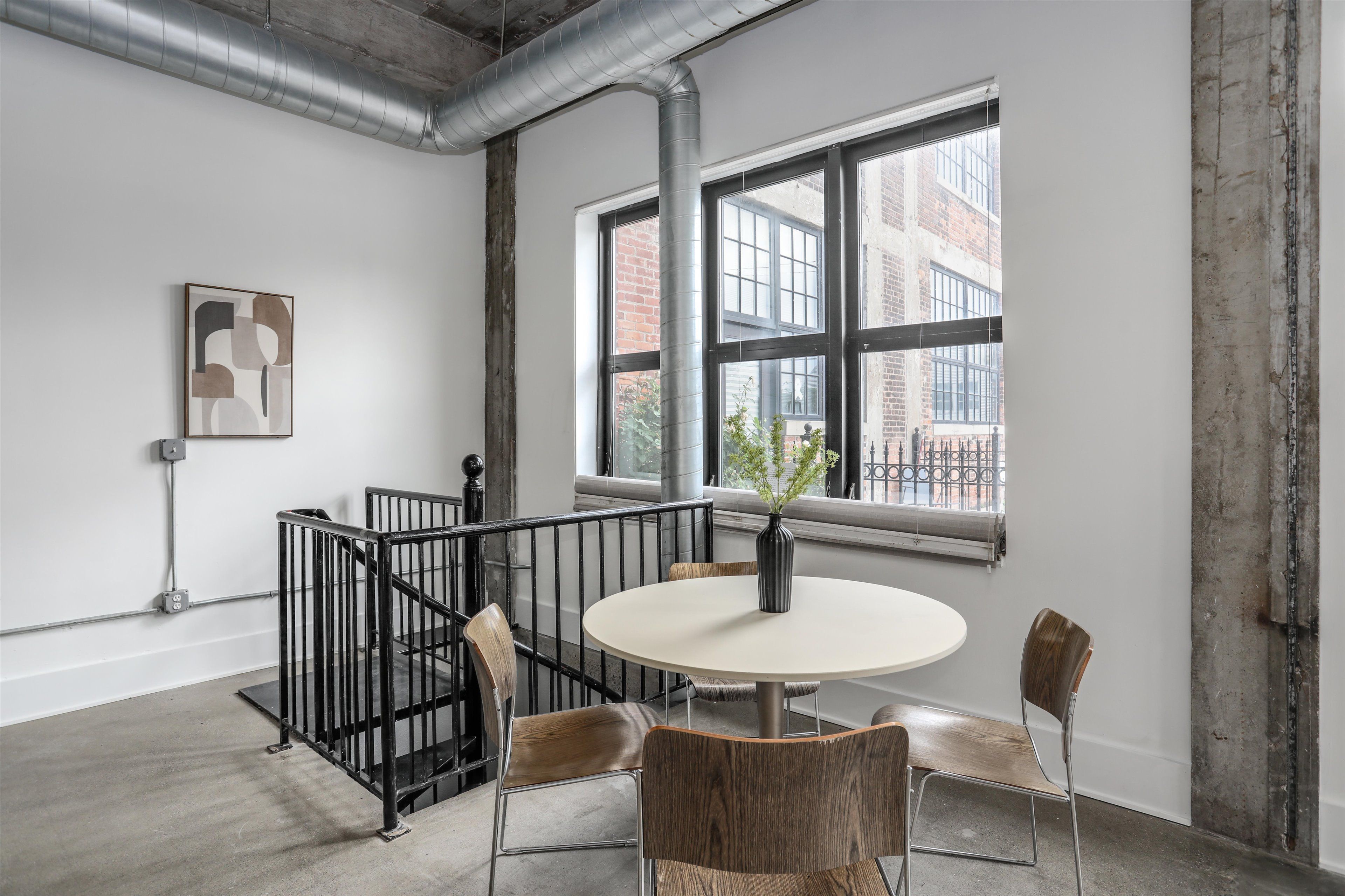 5766 Trumbull Street Unit: 2/102