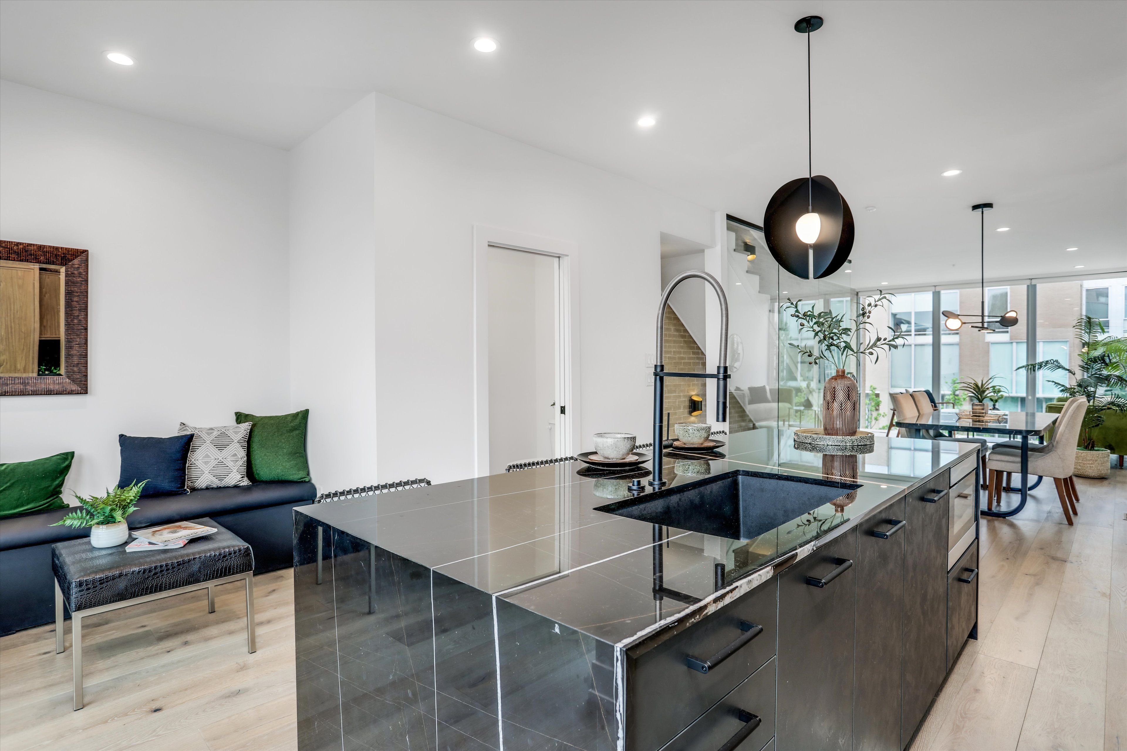 241 Alfred Street Unit: 48