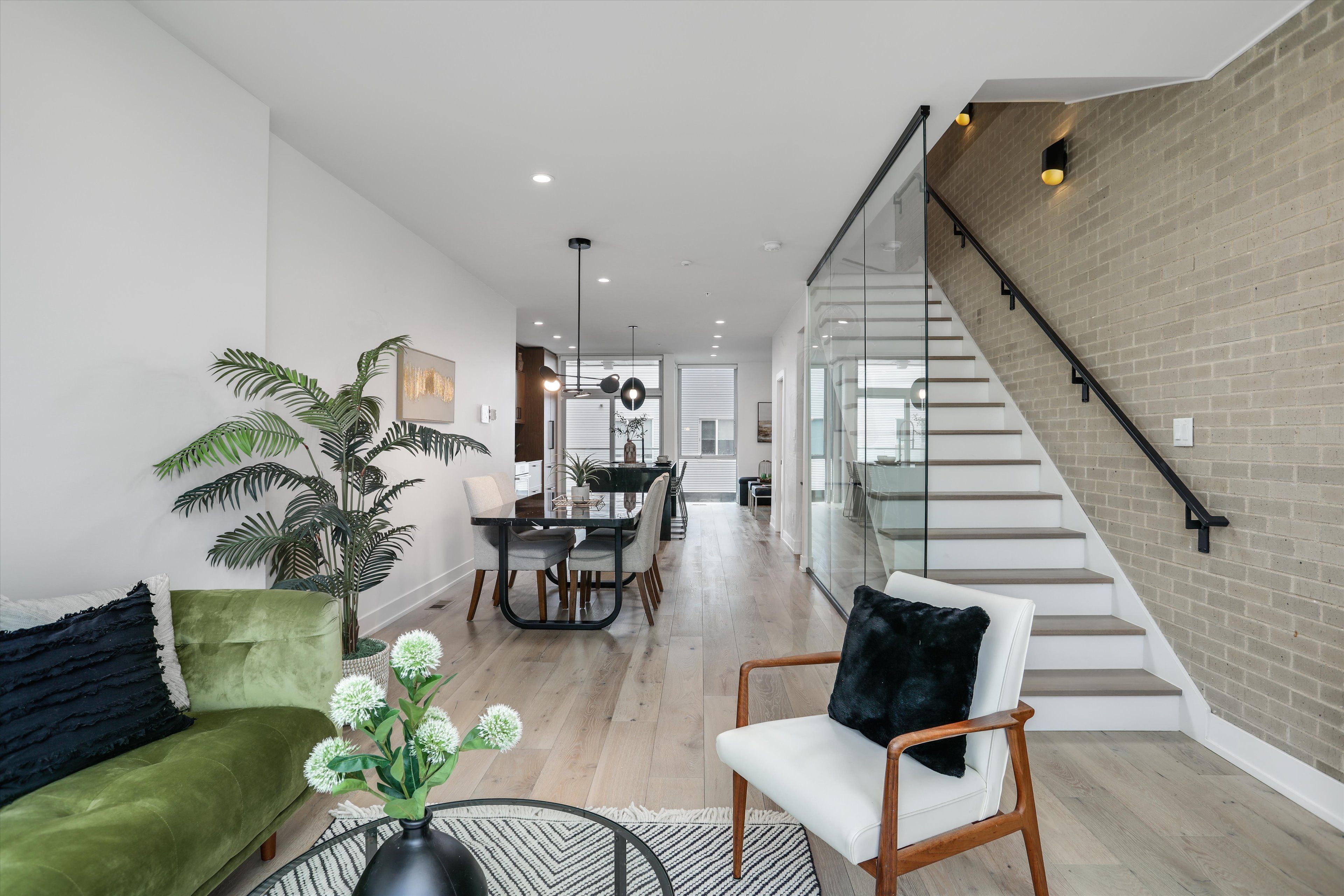 241 Alfred Street Unit: 48