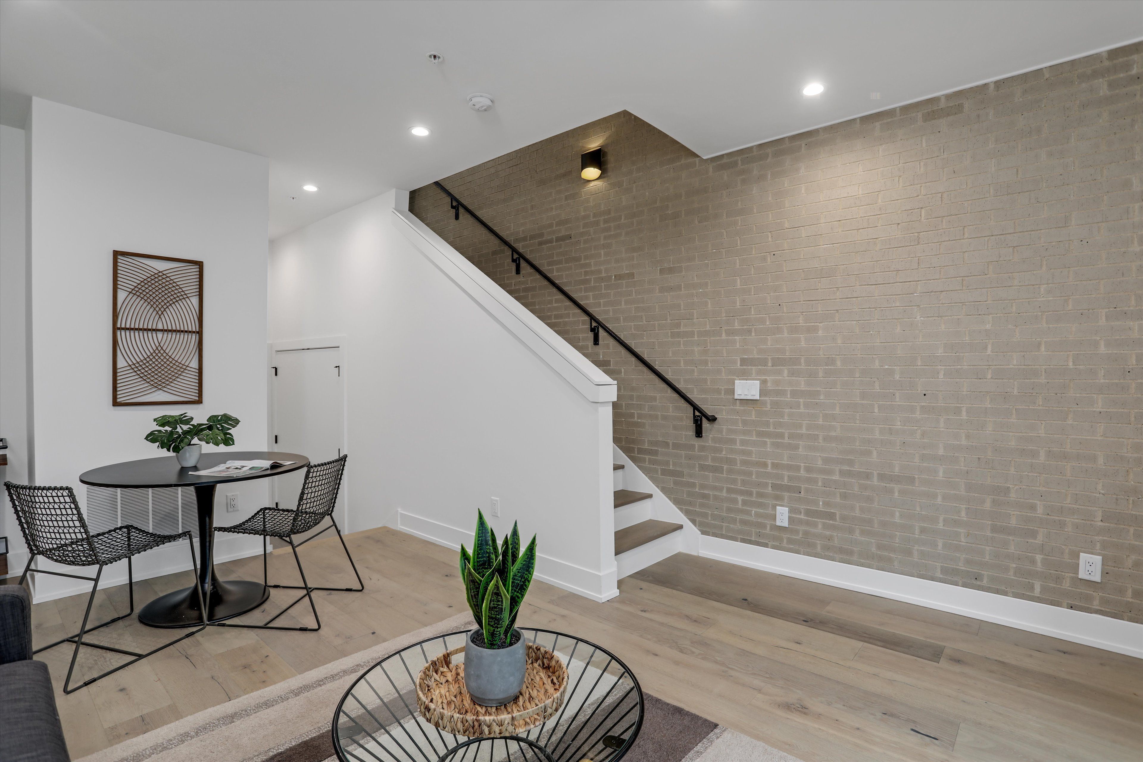 241 Alfred Street Unit: 48