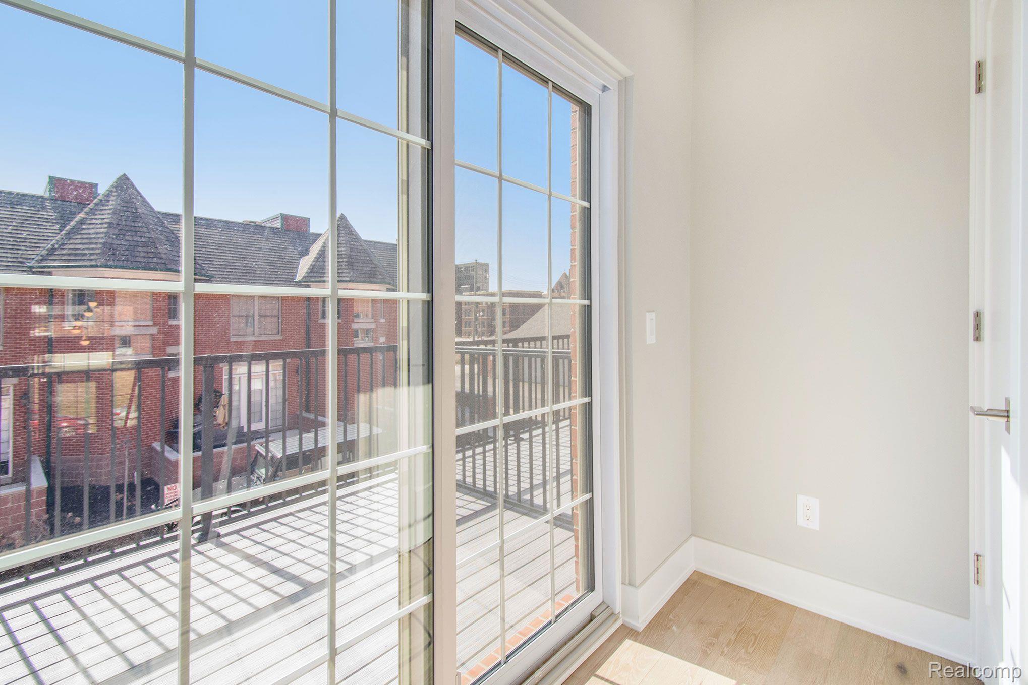 240  Erskine Unit: 24