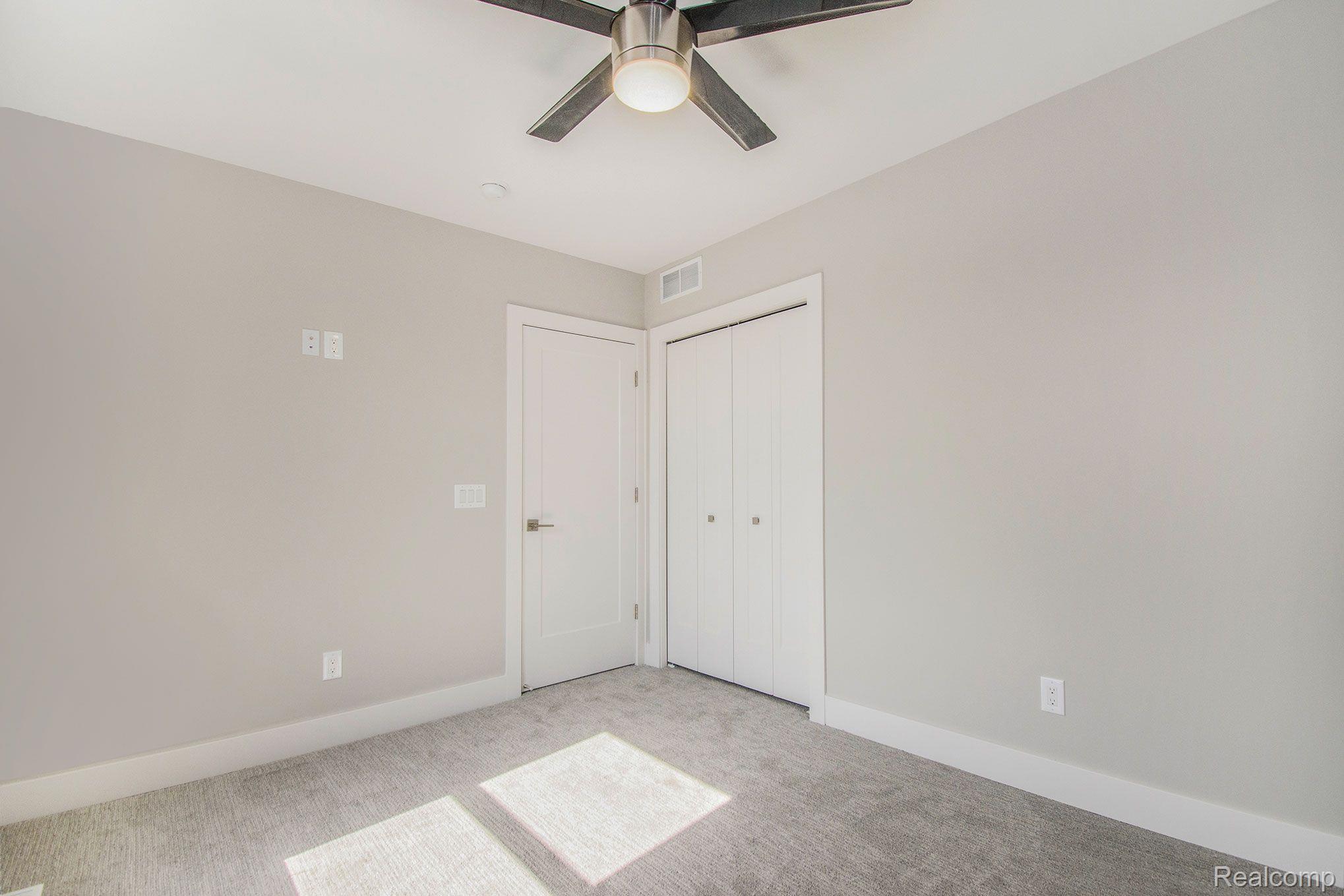 240  Erskine Unit: 24