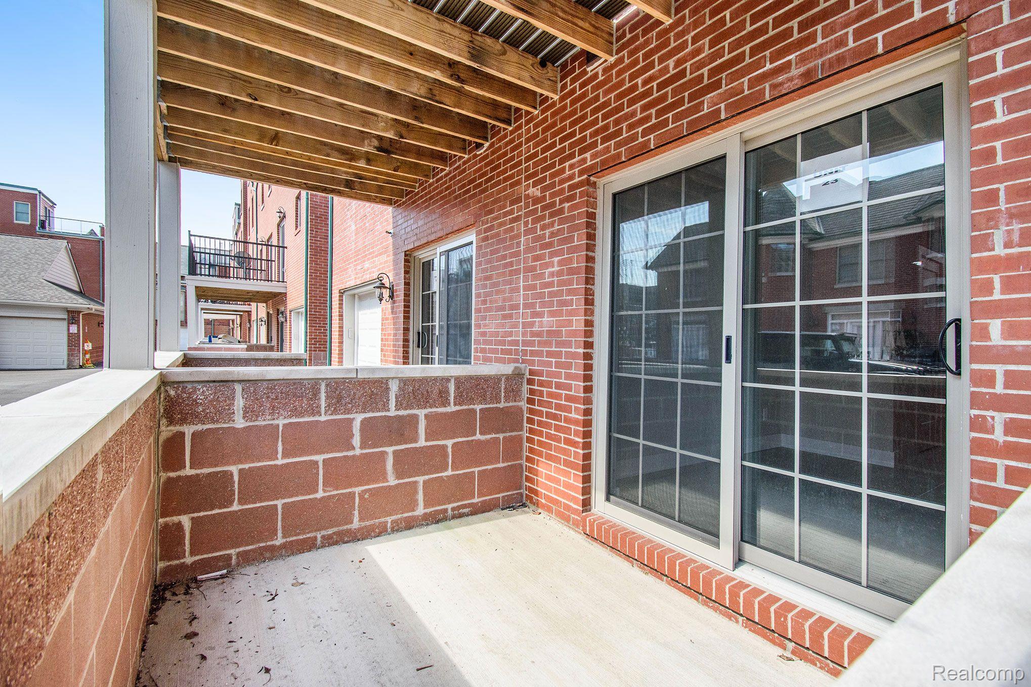 240  Erskine Unit: 24