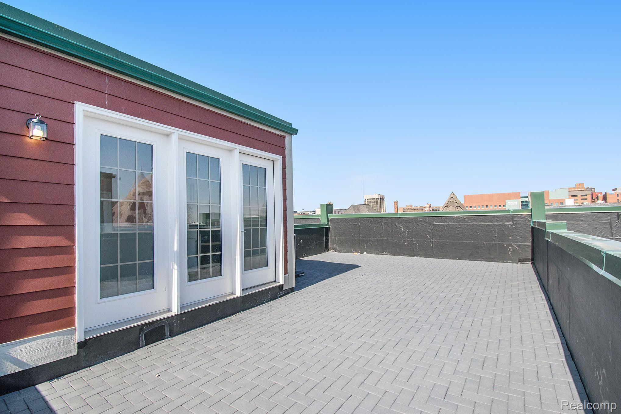 240  Erskine Unit: 24