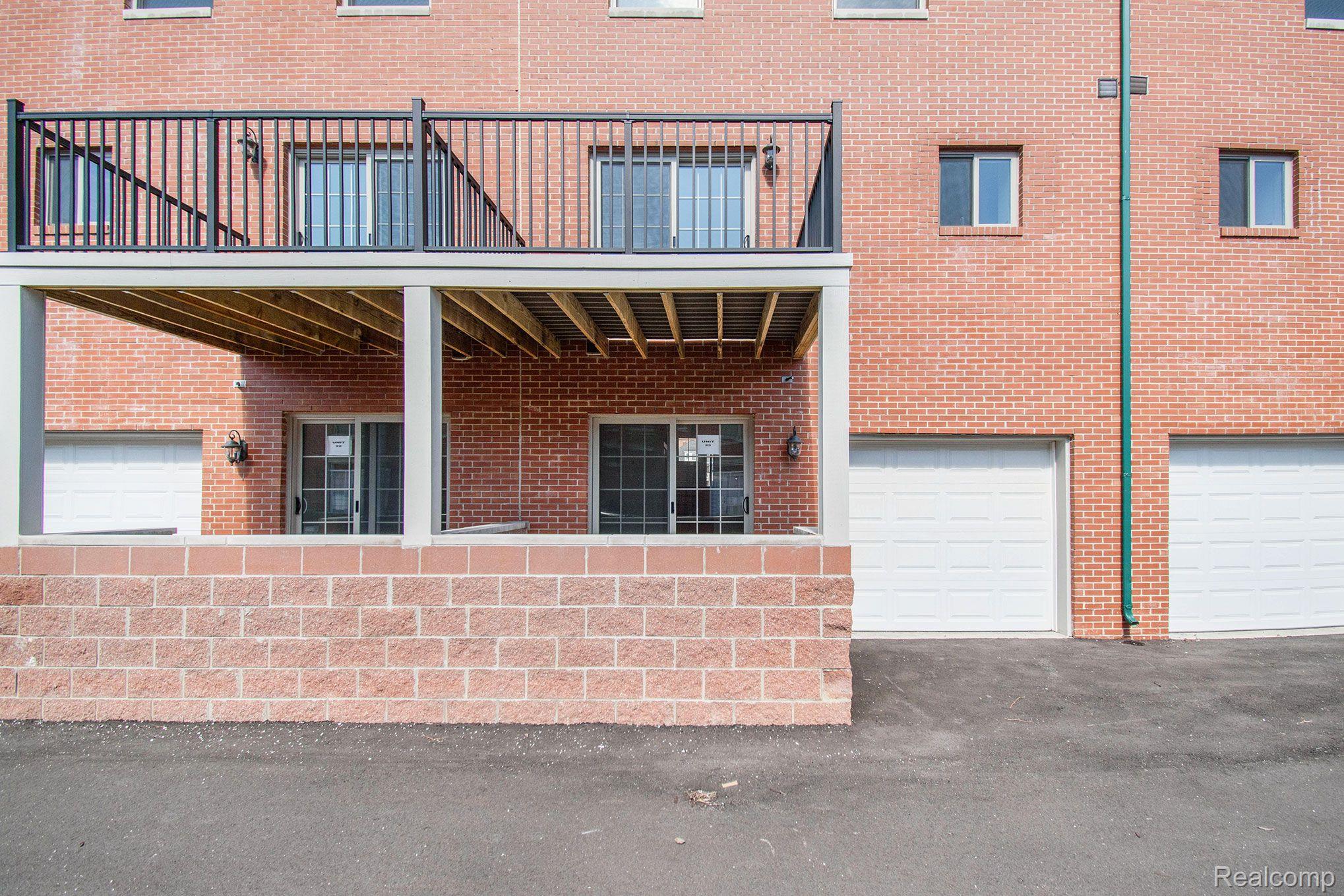 240  Erskine Unit: 24