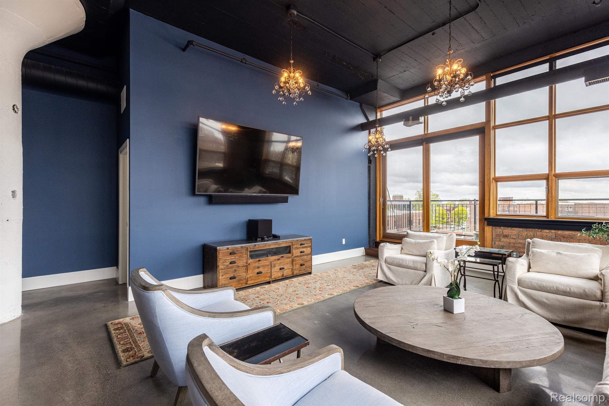 444 W WILLIS Street Unit: 401