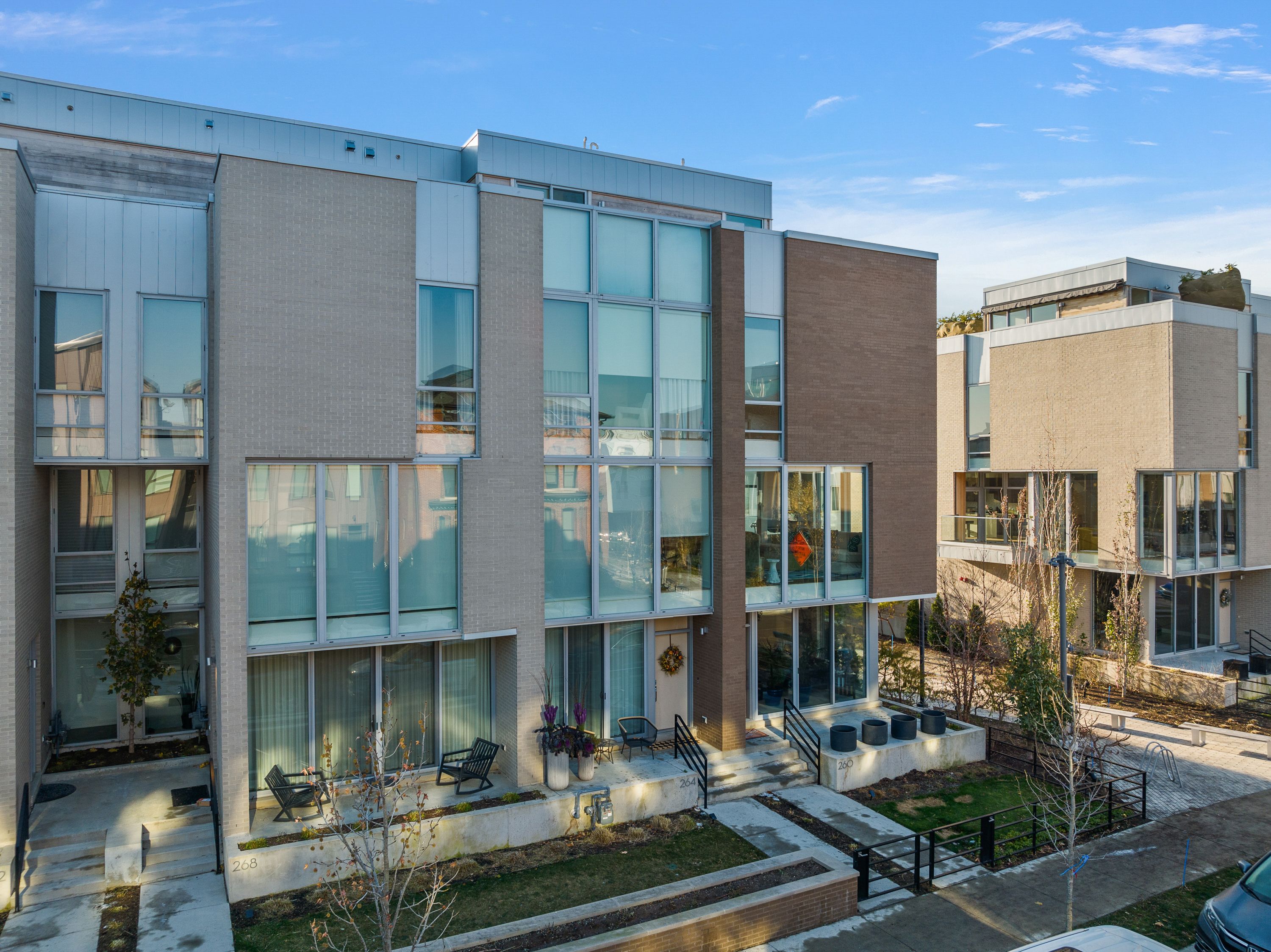 260 ALFRED Street Unit: 31