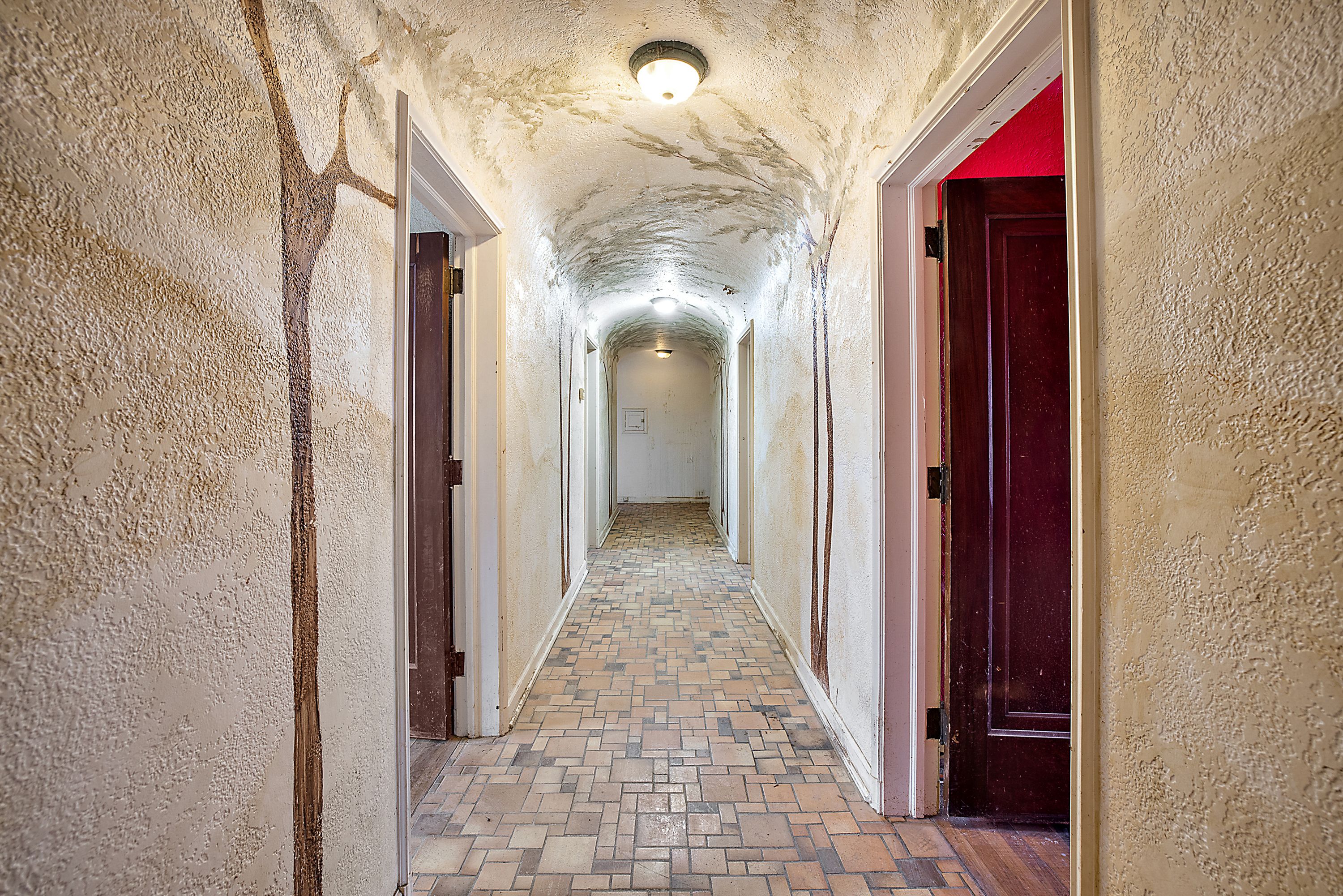 19551 BURLINGTON Drive