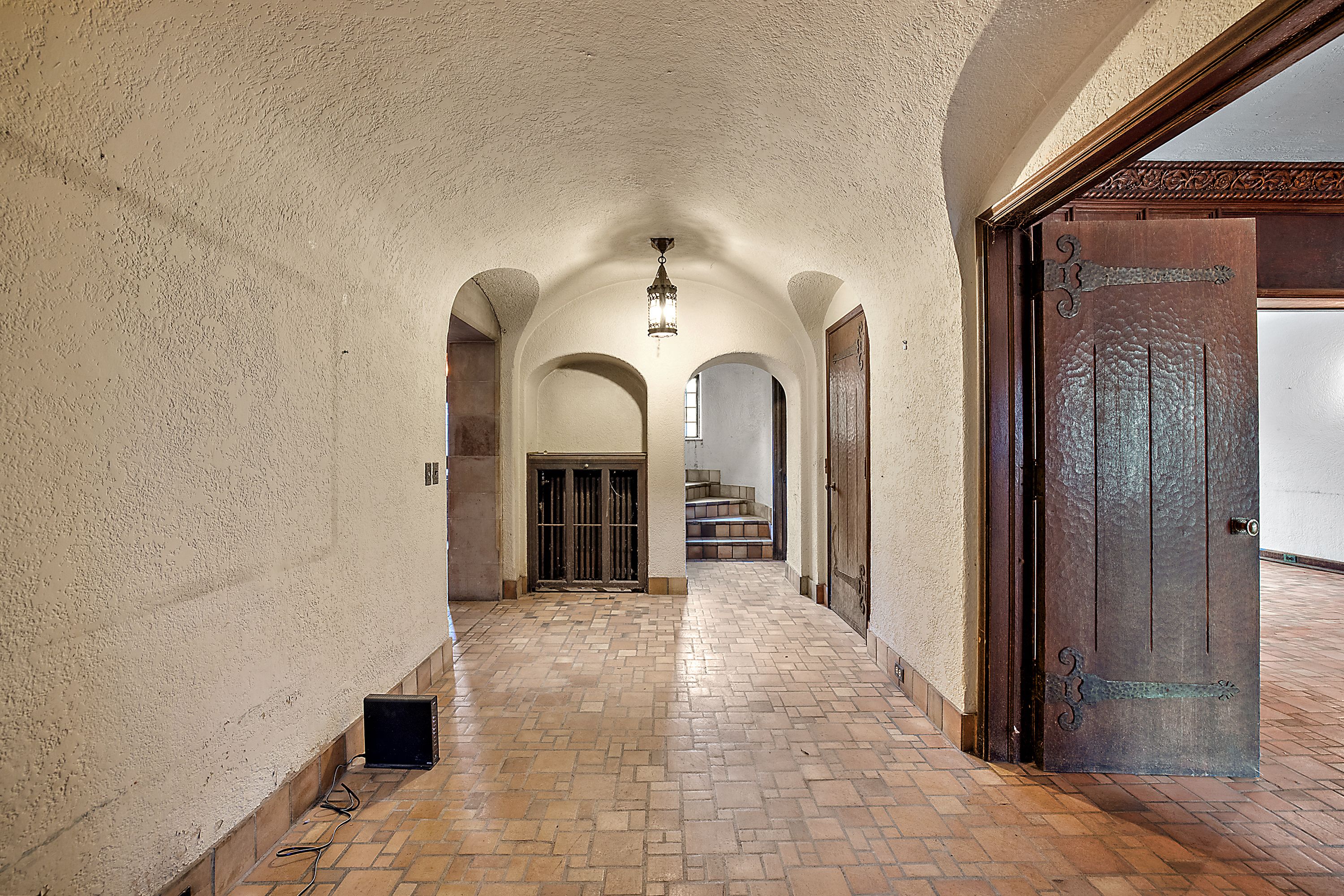 19551 BURLINGTON Drive