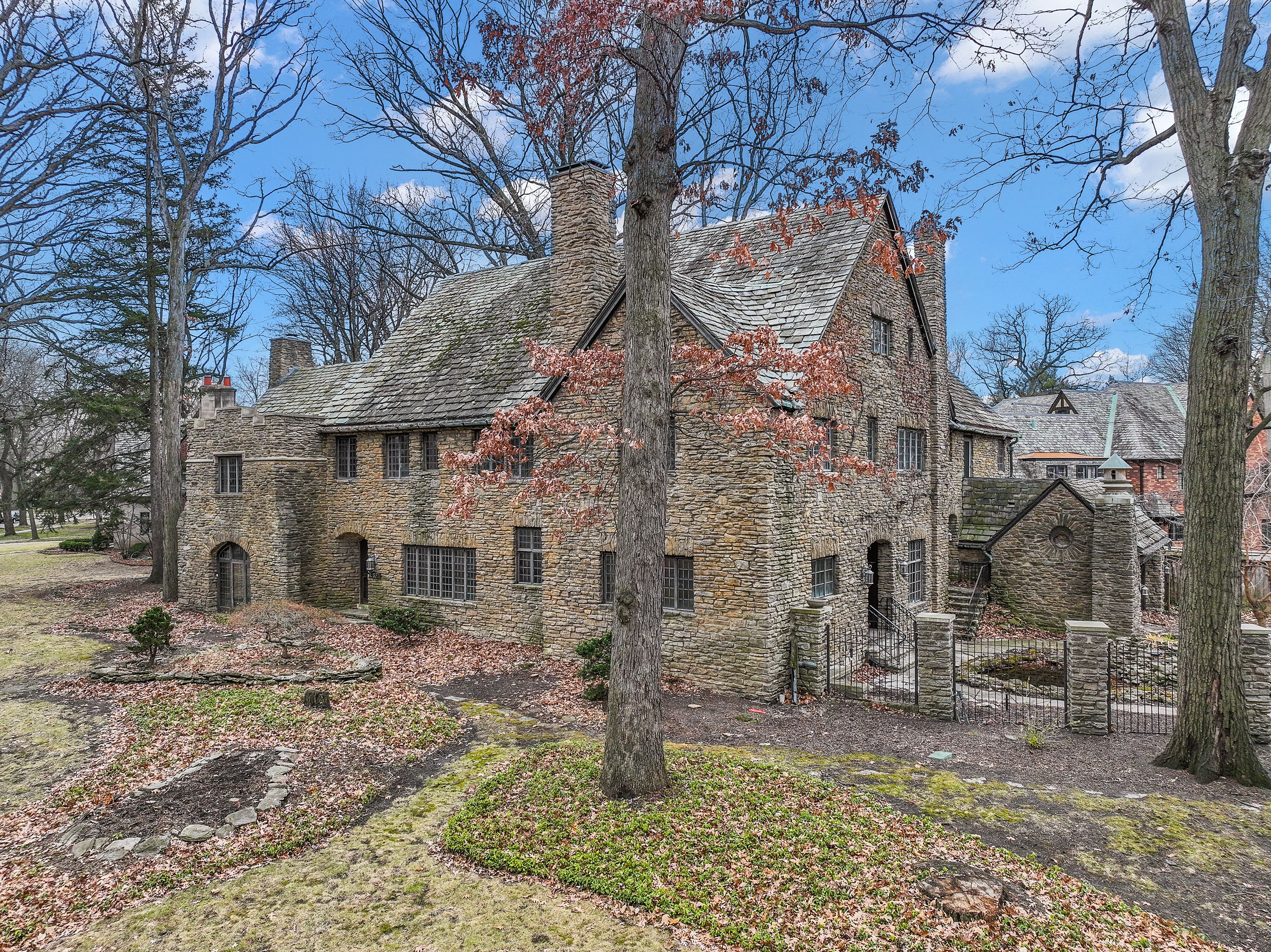 19551 BURLINGTON Drive