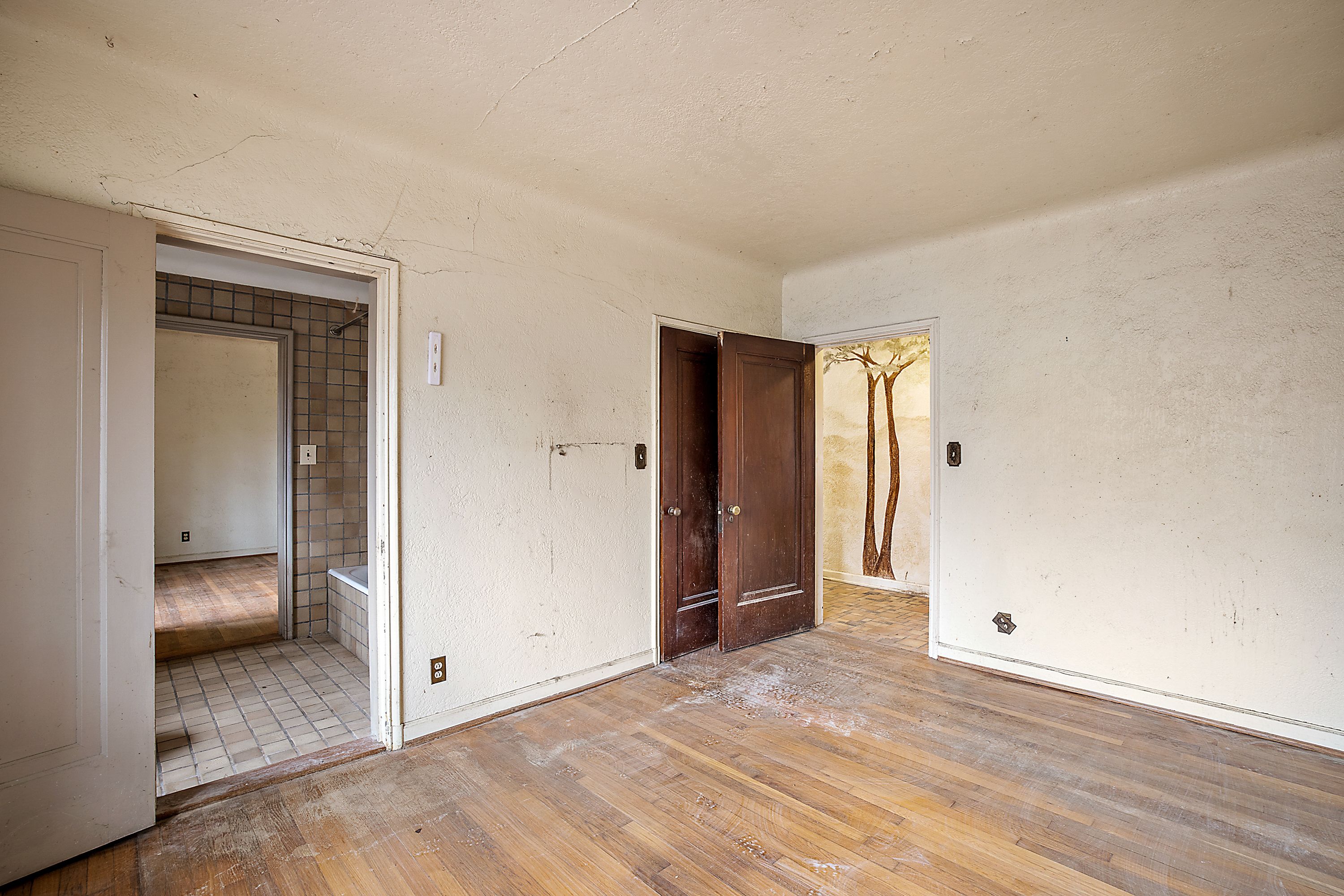 19551 BURLINGTON Drive