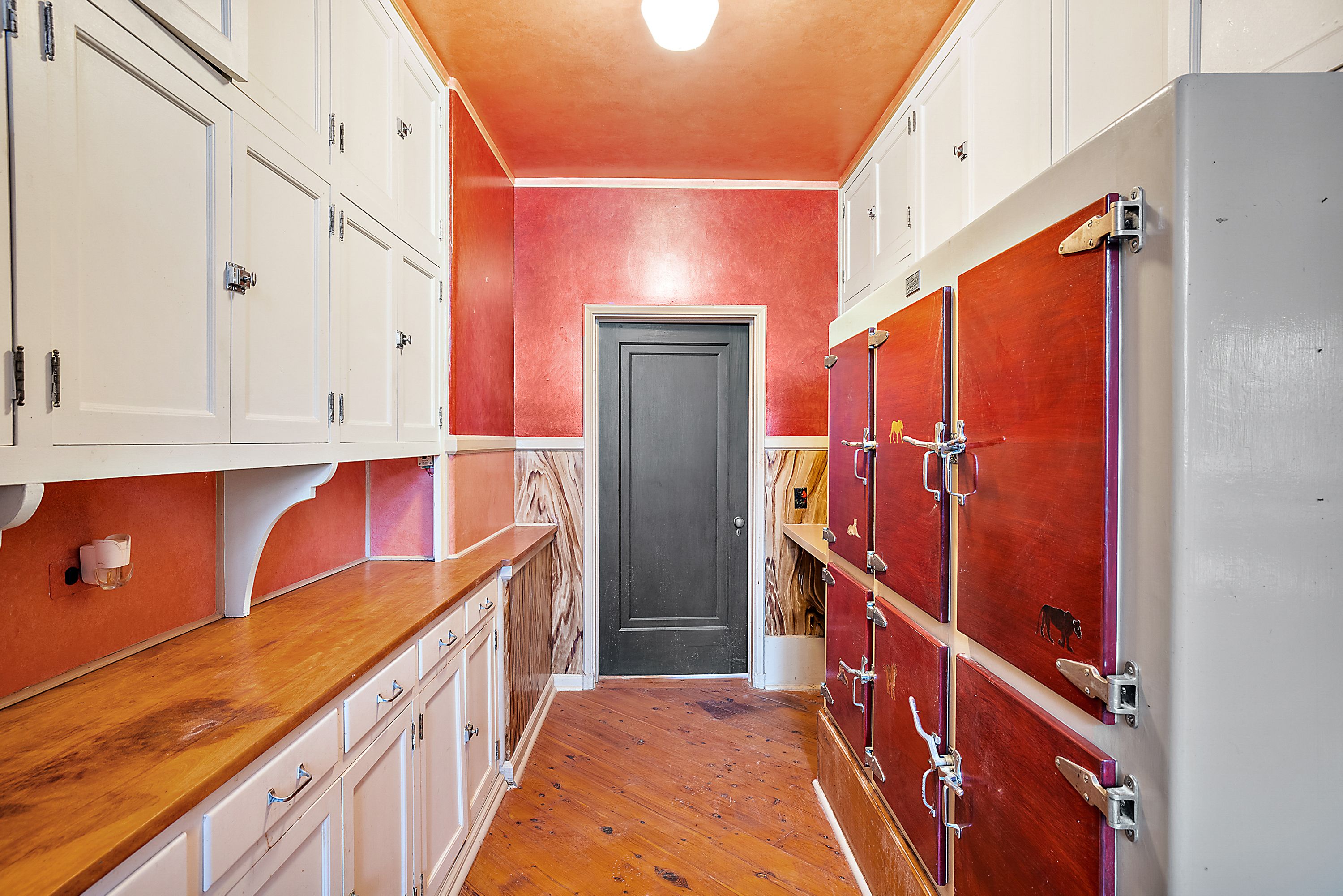 19551 BURLINGTON Drive