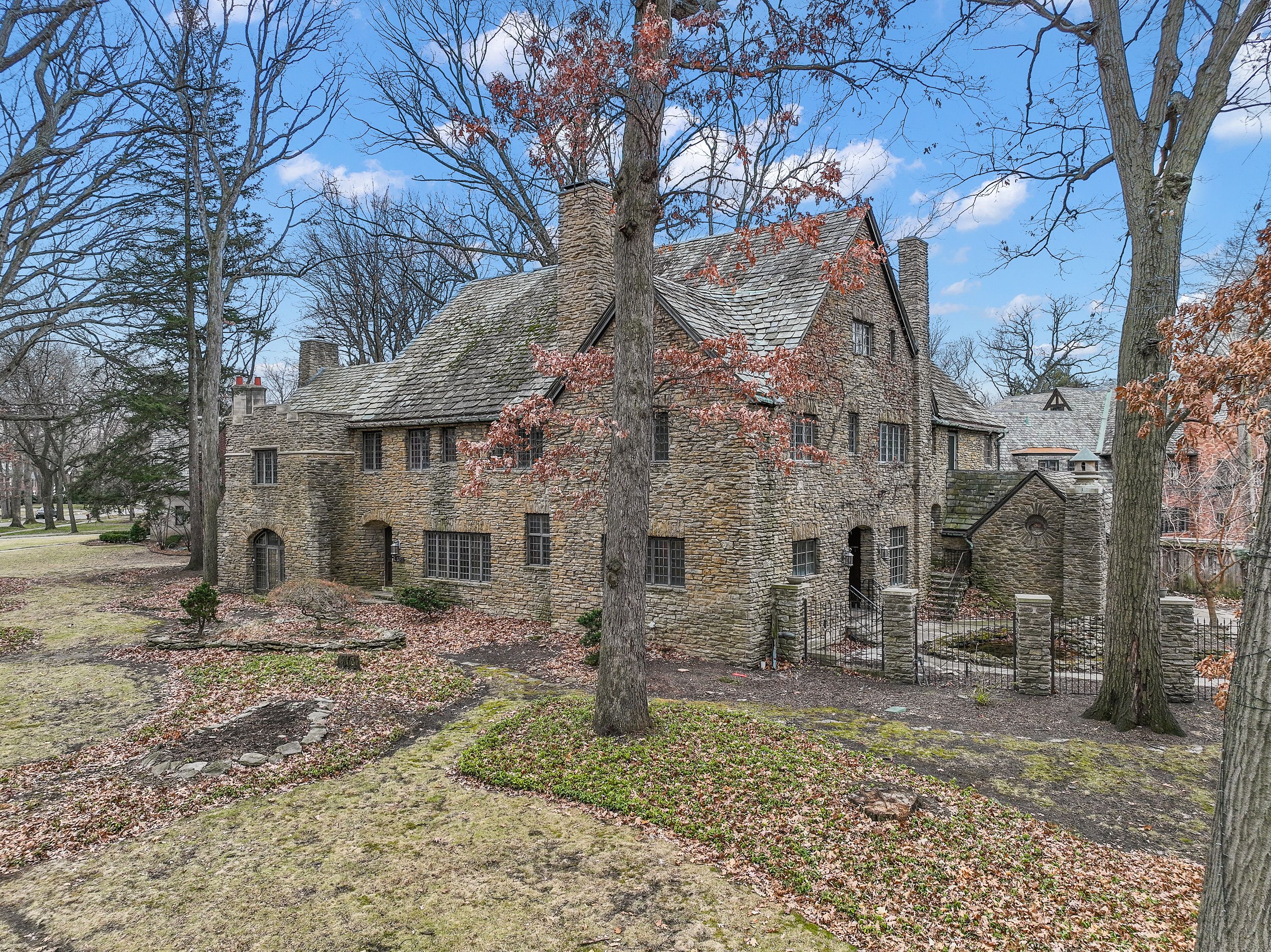 19551 BURLINGTON Drive