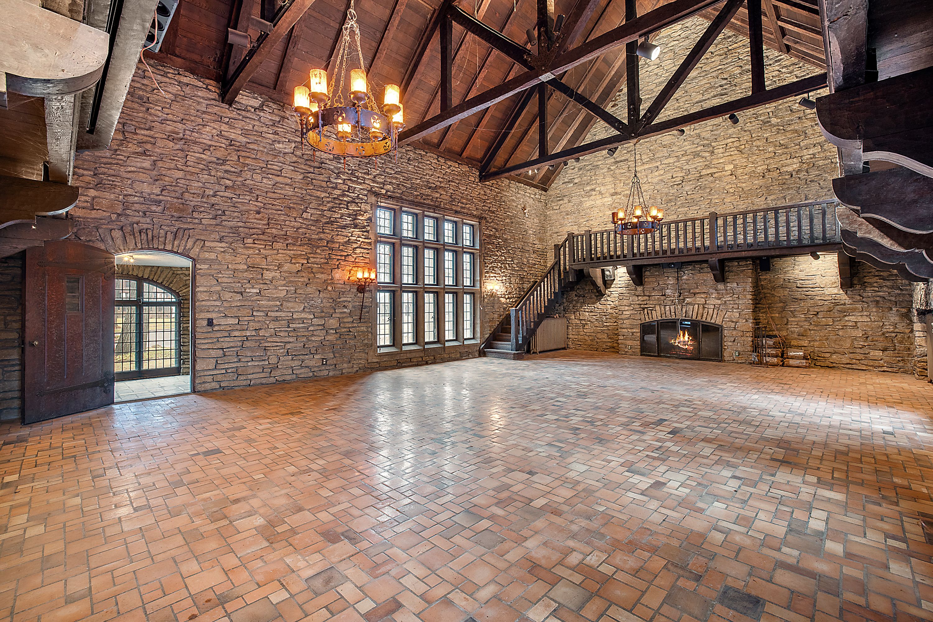 19551 BURLINGTON Drive