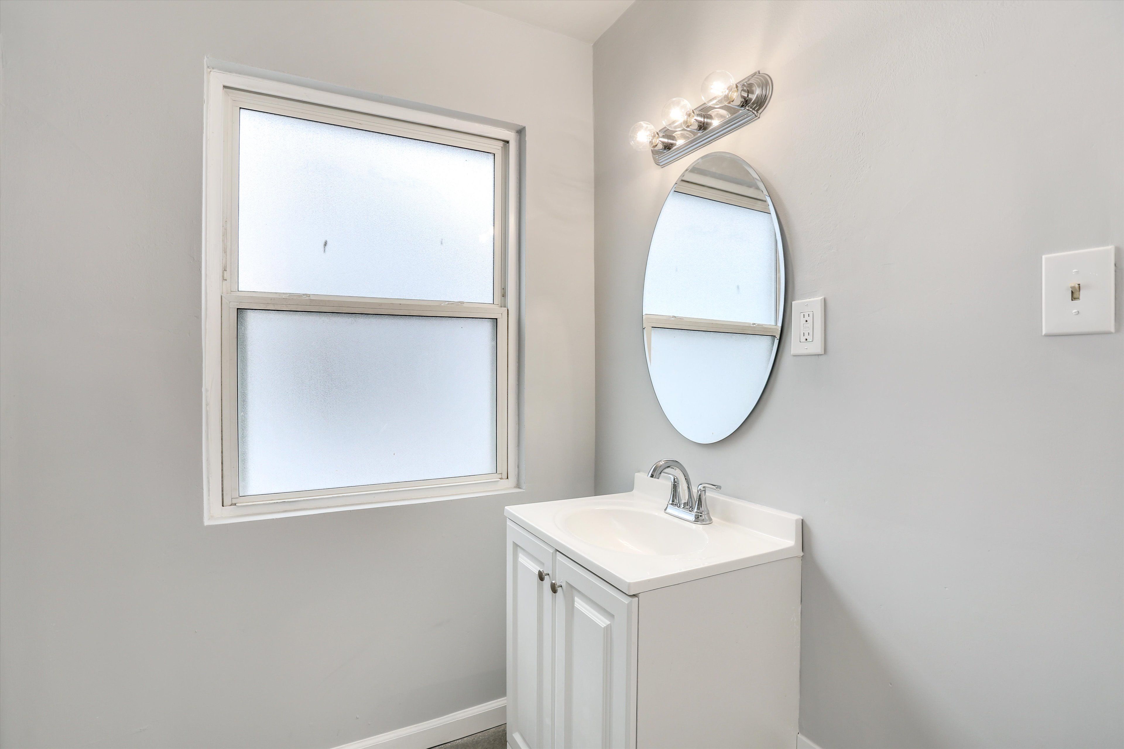 9348 COURVILLE Street