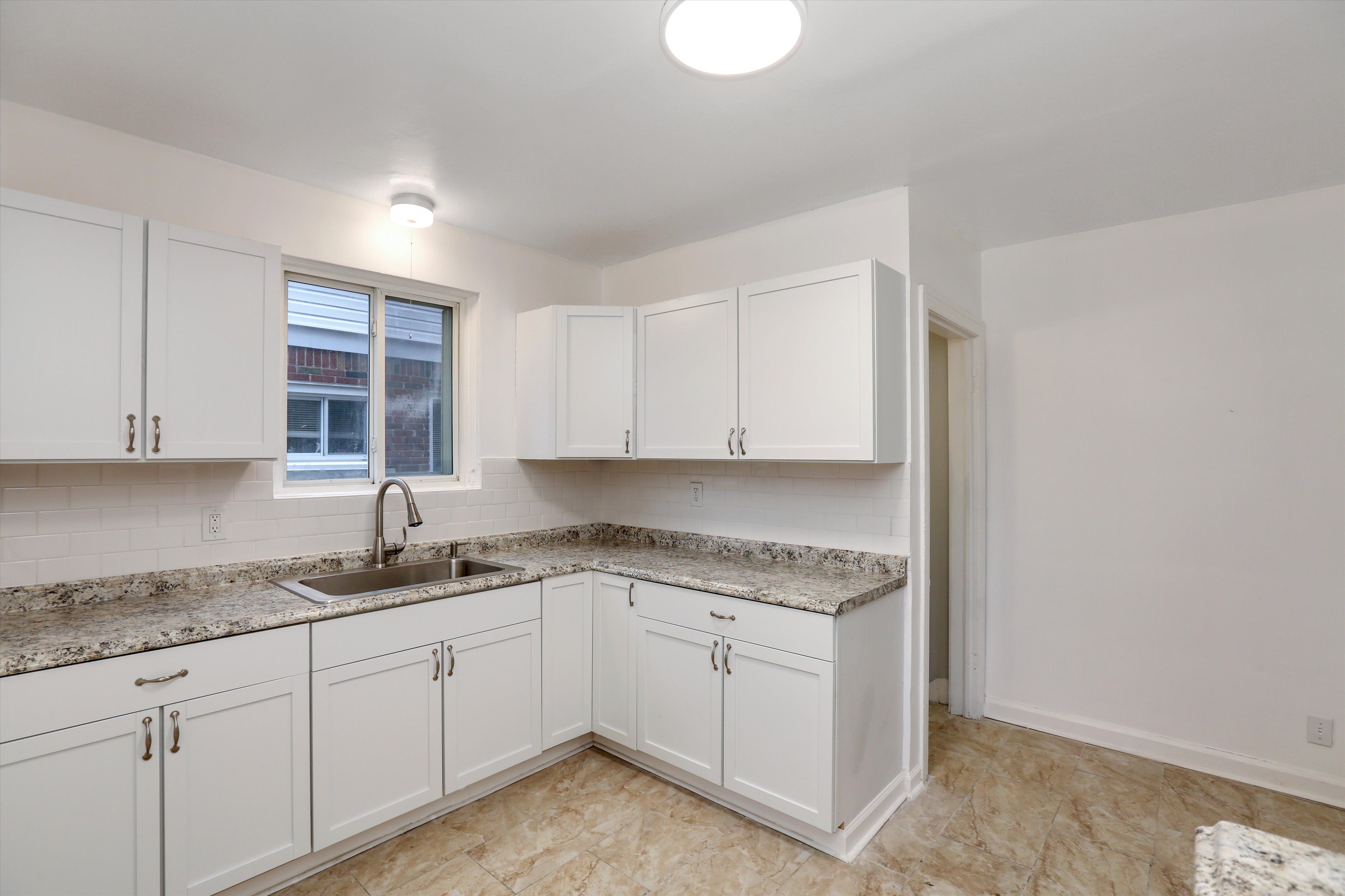 9348 COURVILLE Street