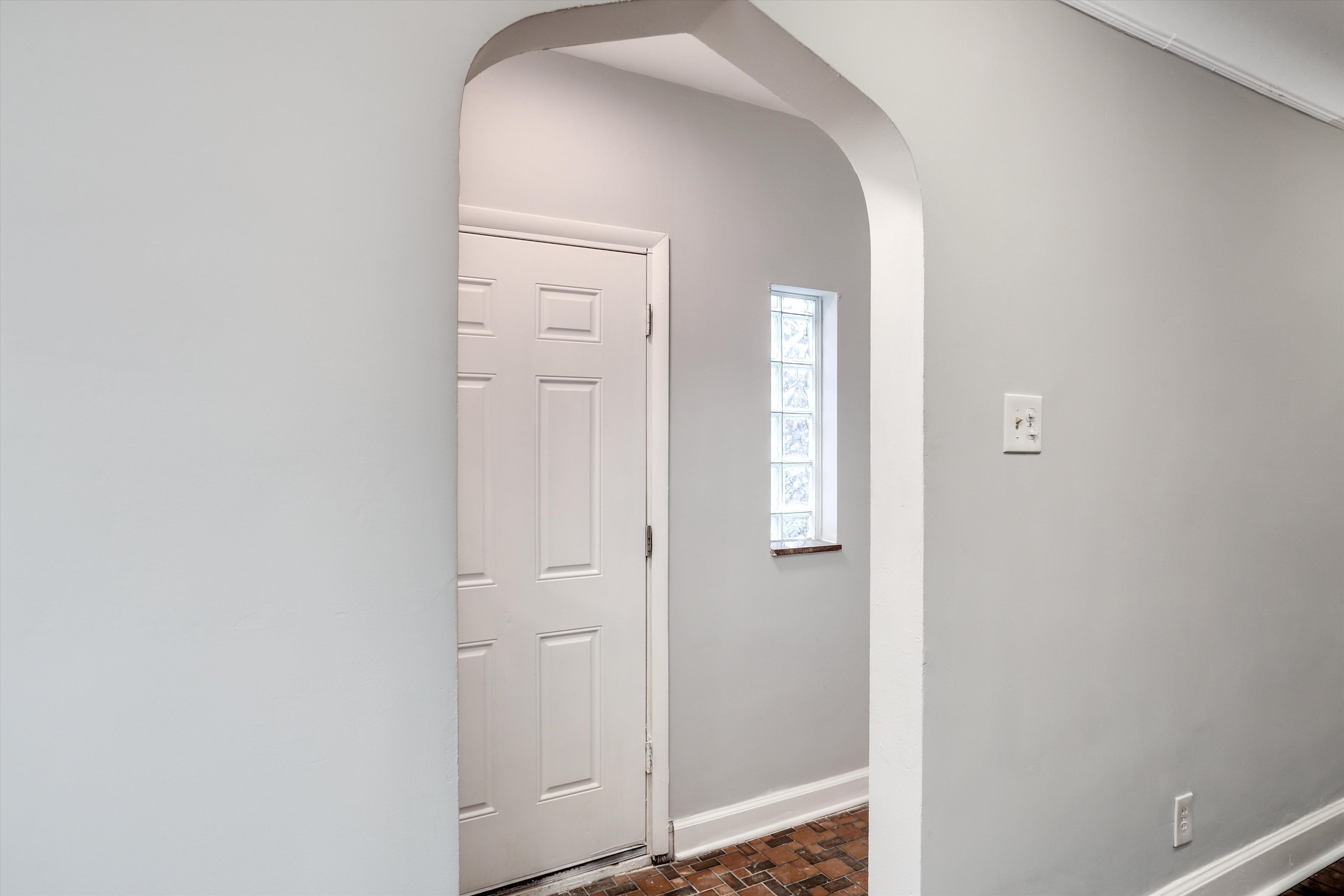 9348 COURVILLE Street