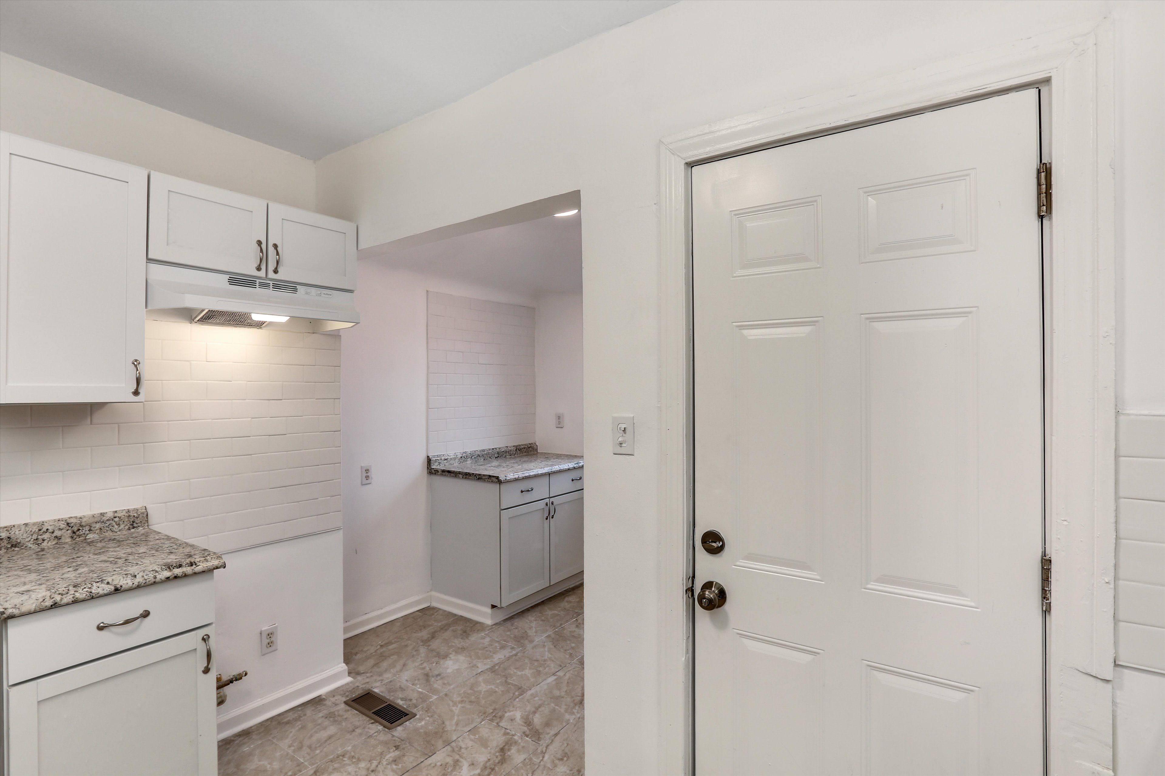 9348 COURVILLE Street