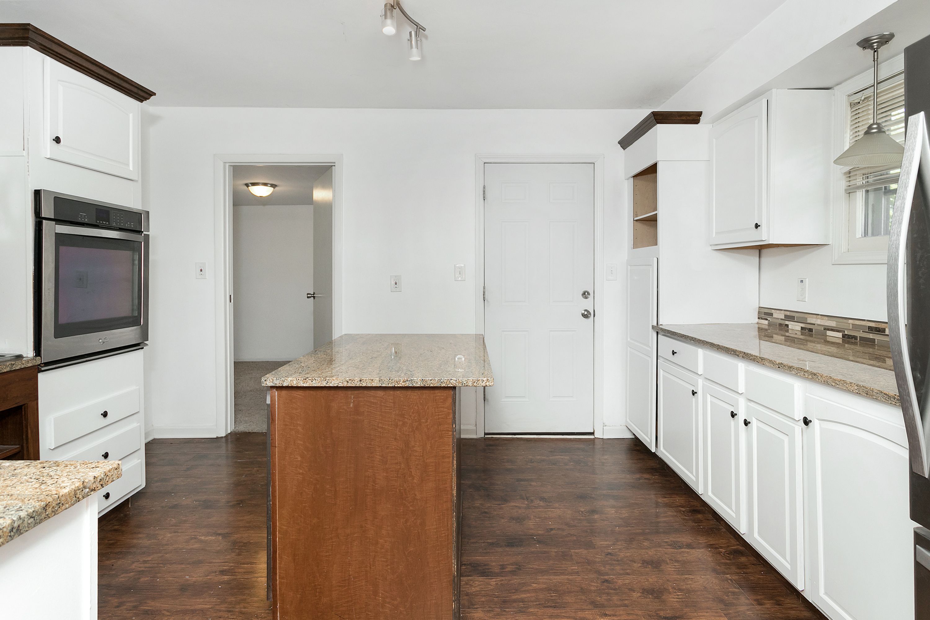 23440 Reynolds Avenue