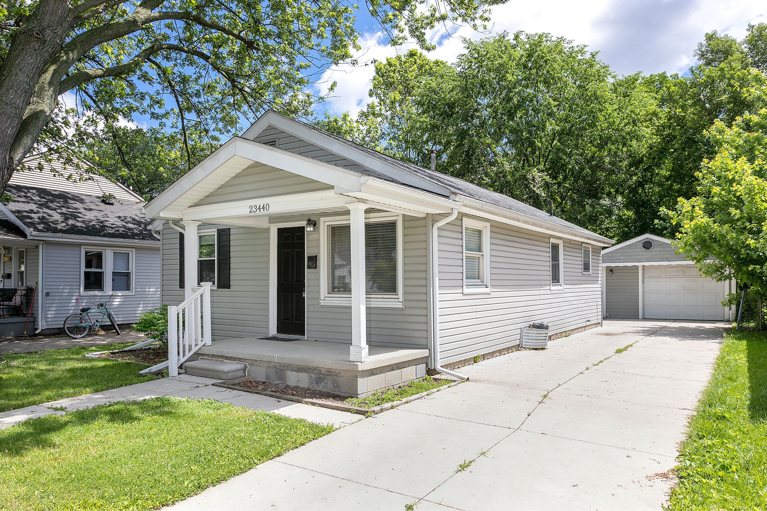 23440 Reynolds Avenue