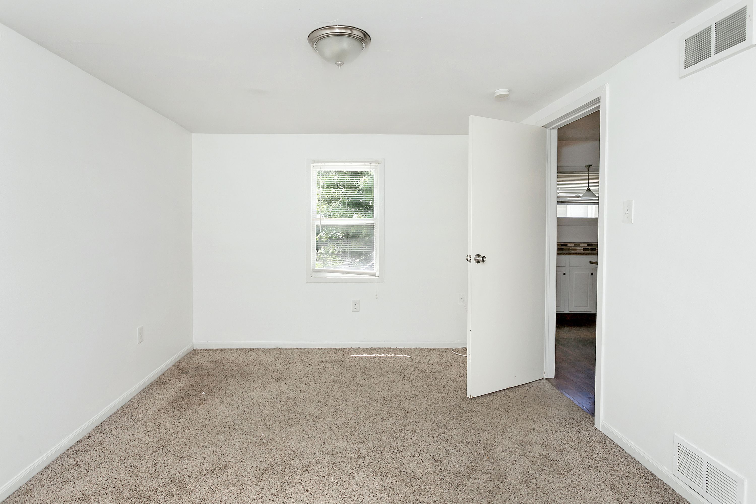 23440 Reynolds Avenue