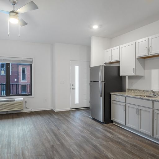 664 W ALEXANDRINE Street Unit: 203