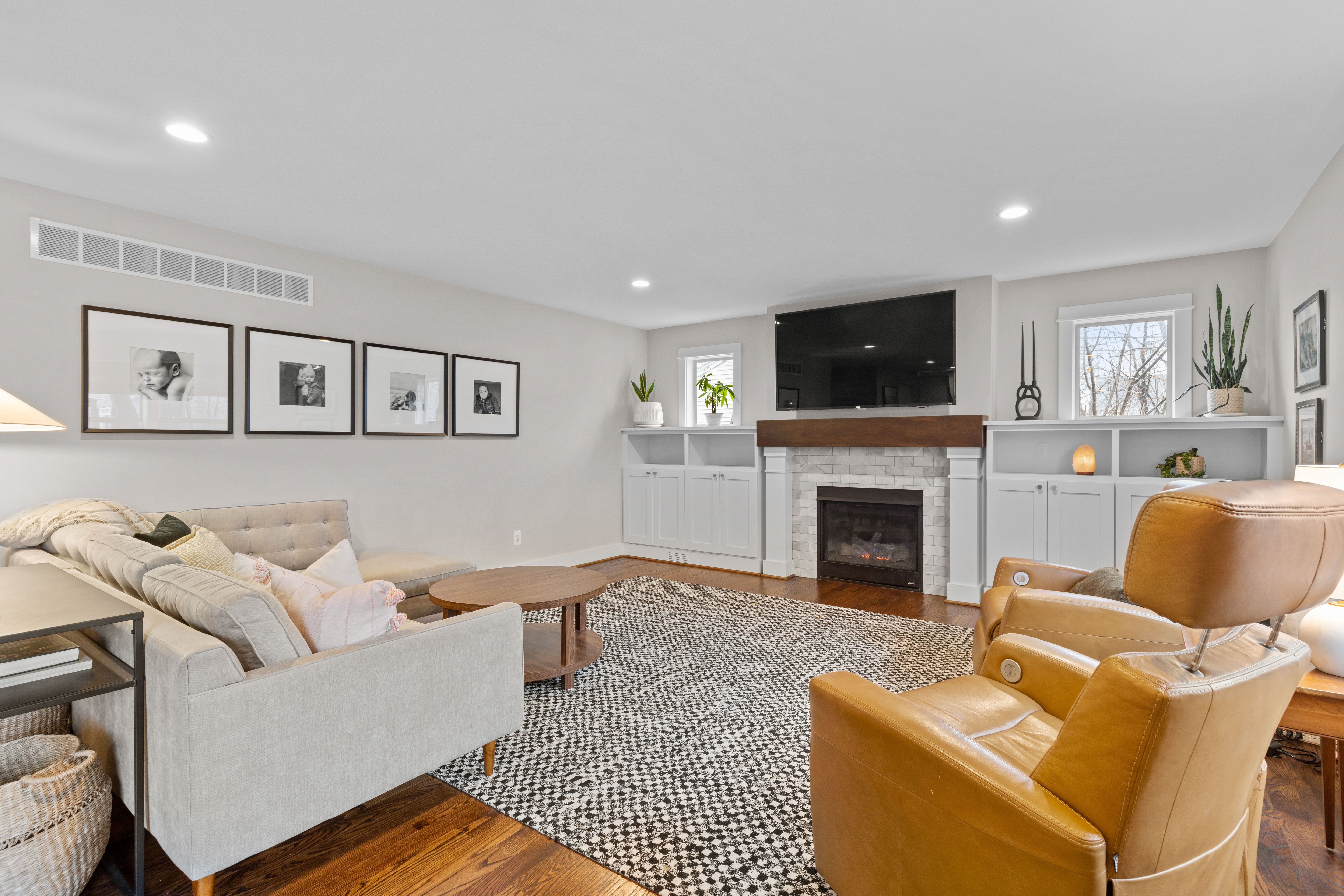 4223 HAMPTON Boulevard