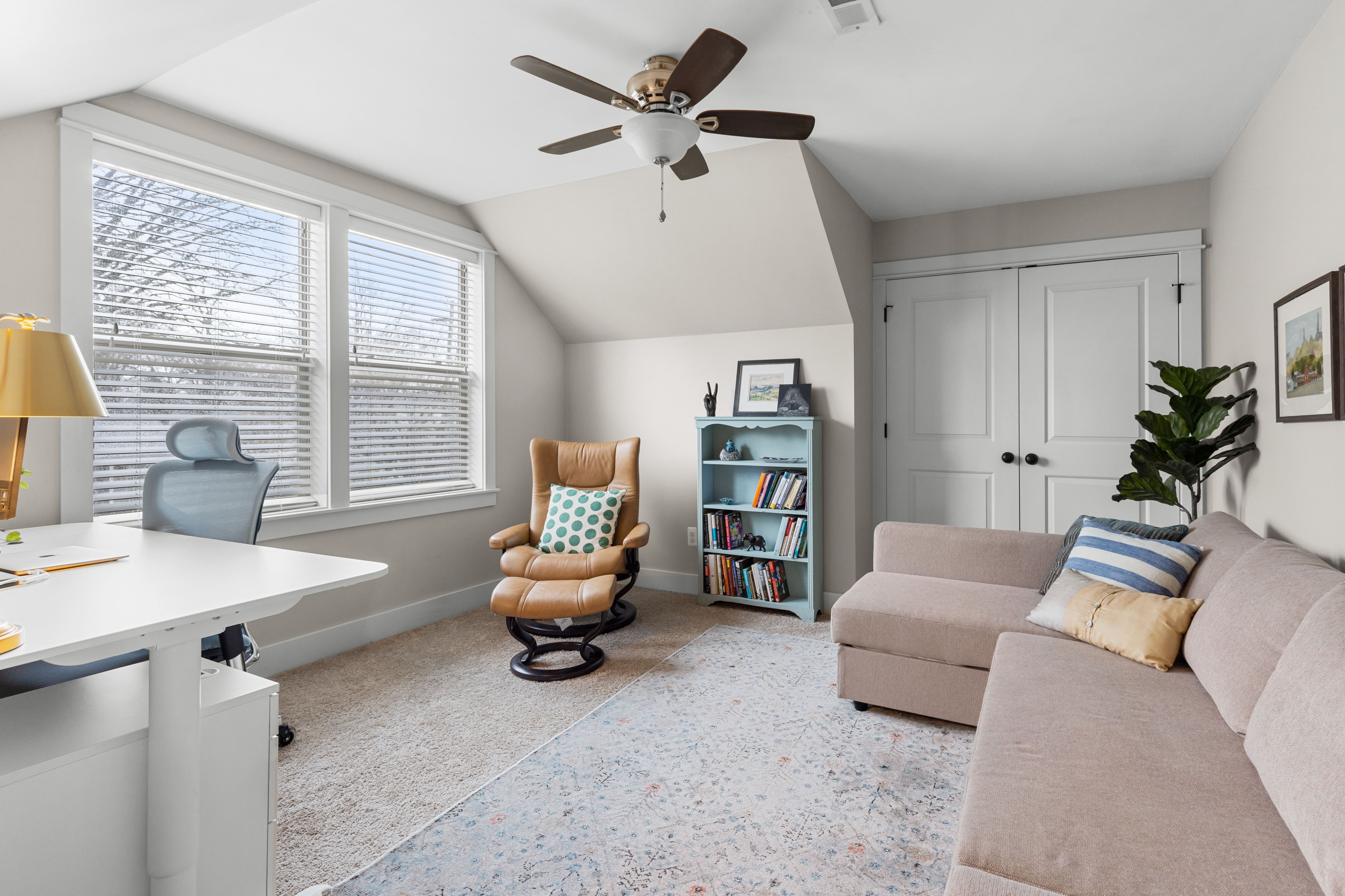 4223 HAMPTON Boulevard