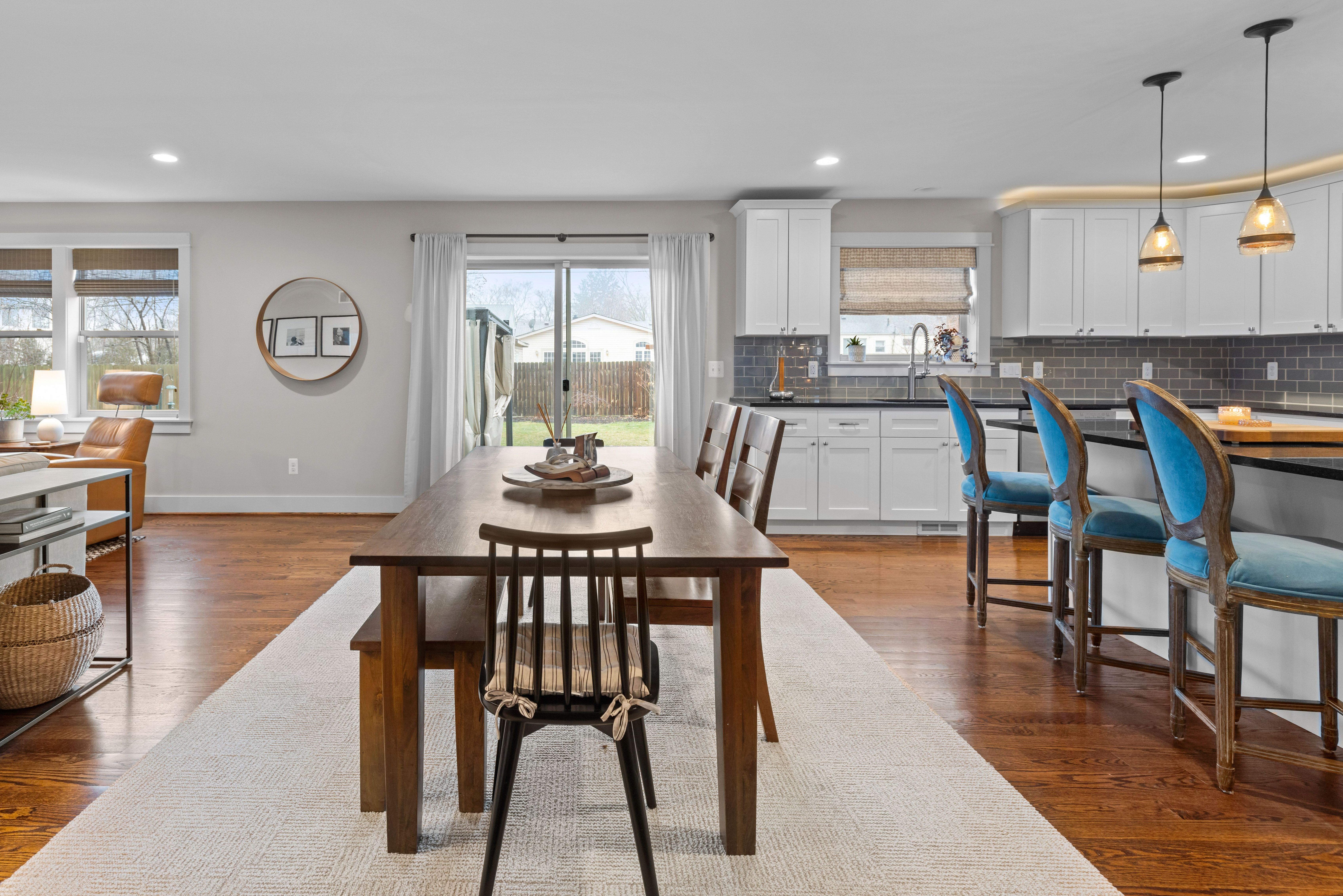 4223 HAMPTON Boulevard