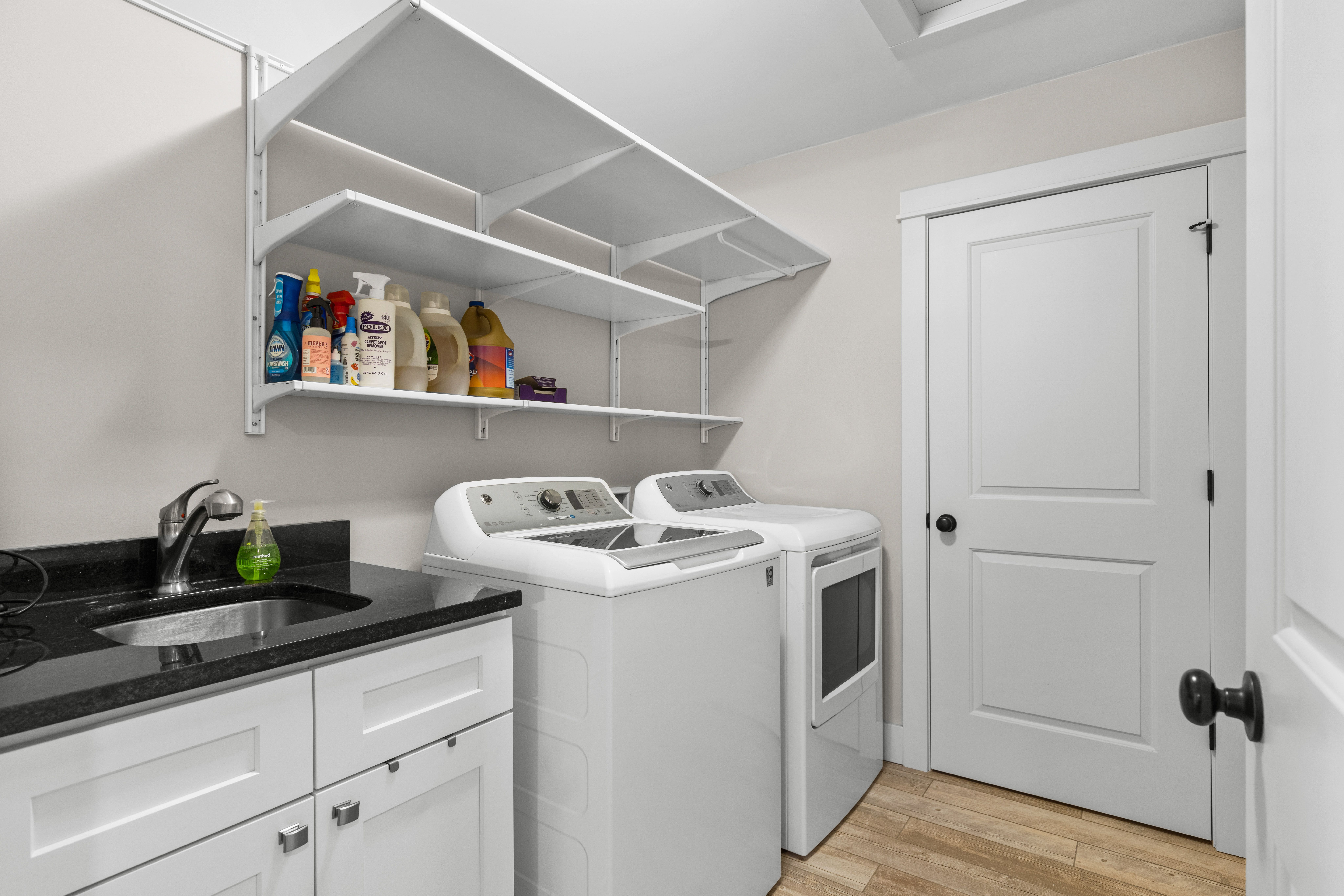 4223 HAMPTON Boulevard