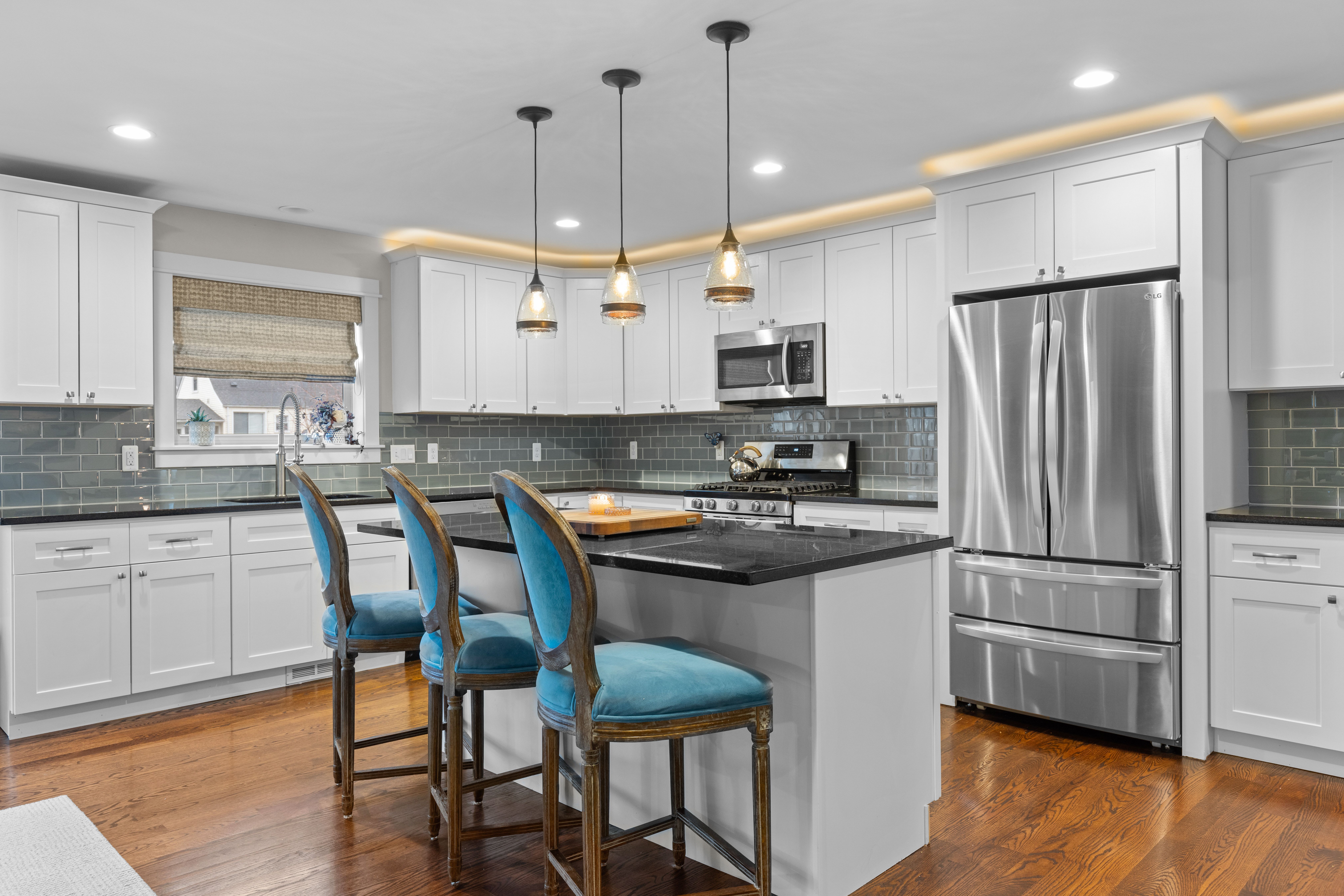 4223 HAMPTON Boulevard