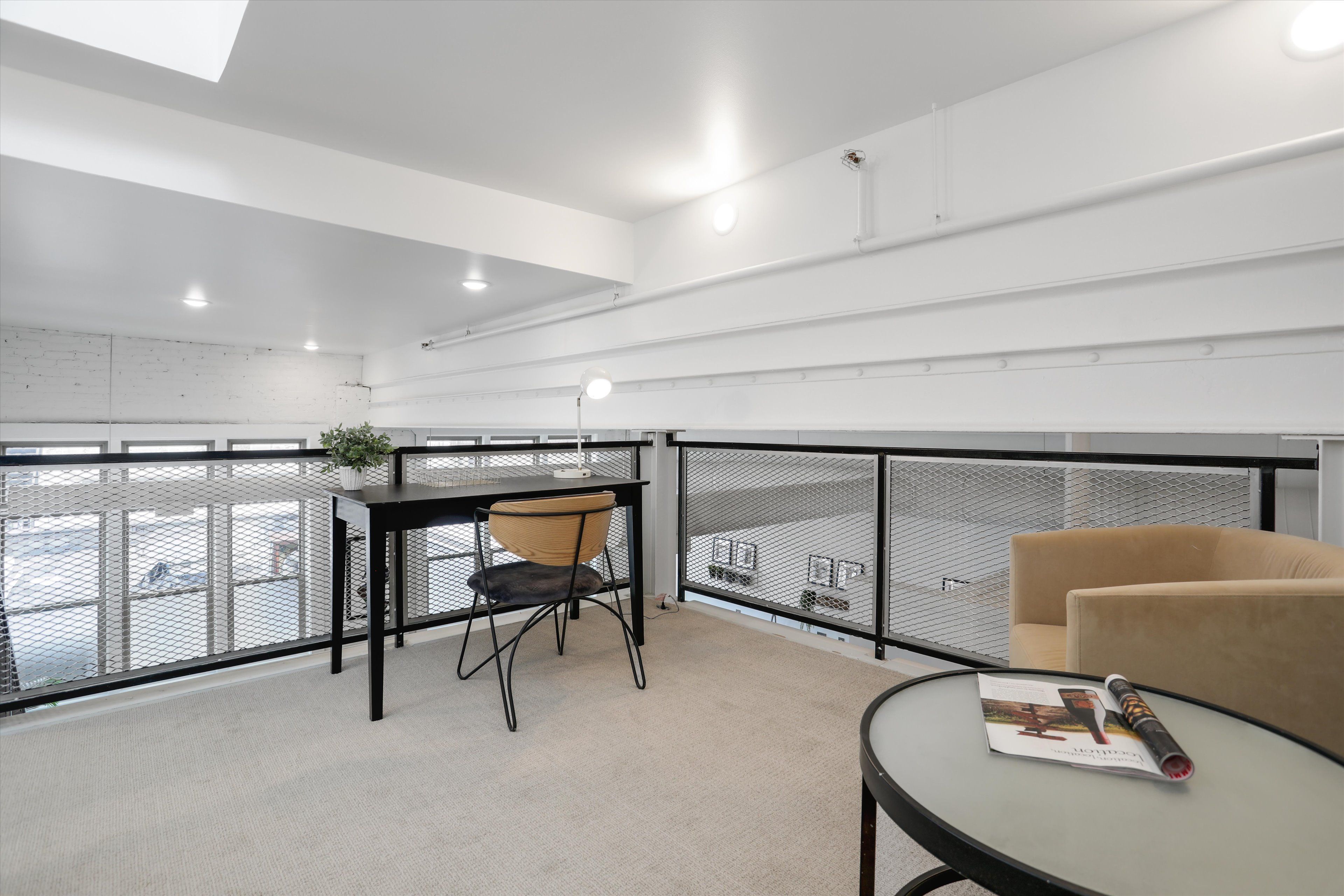 2843 E Grand Boulevard Unit: 9